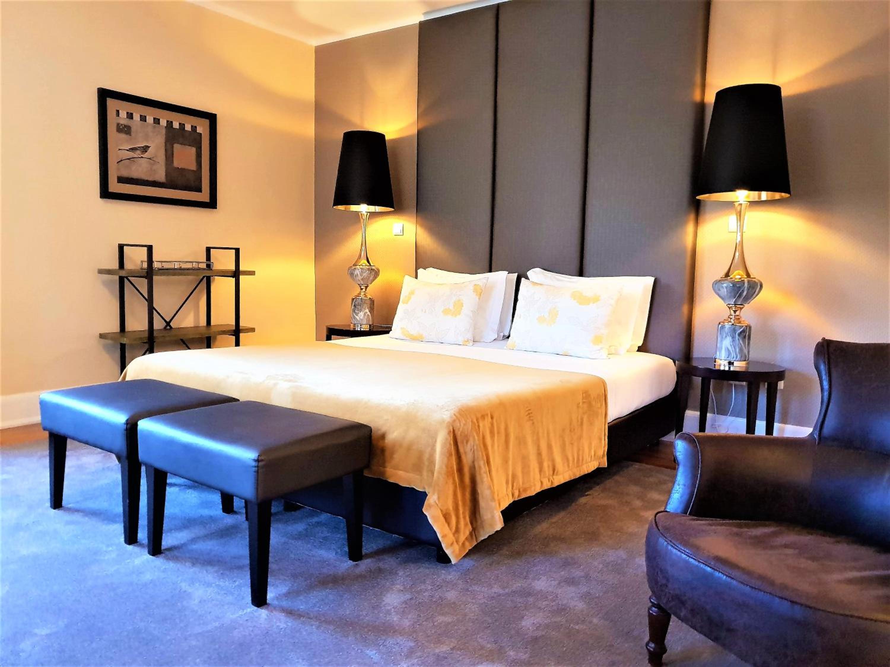 Deluxe Junior Suite - Photo 3