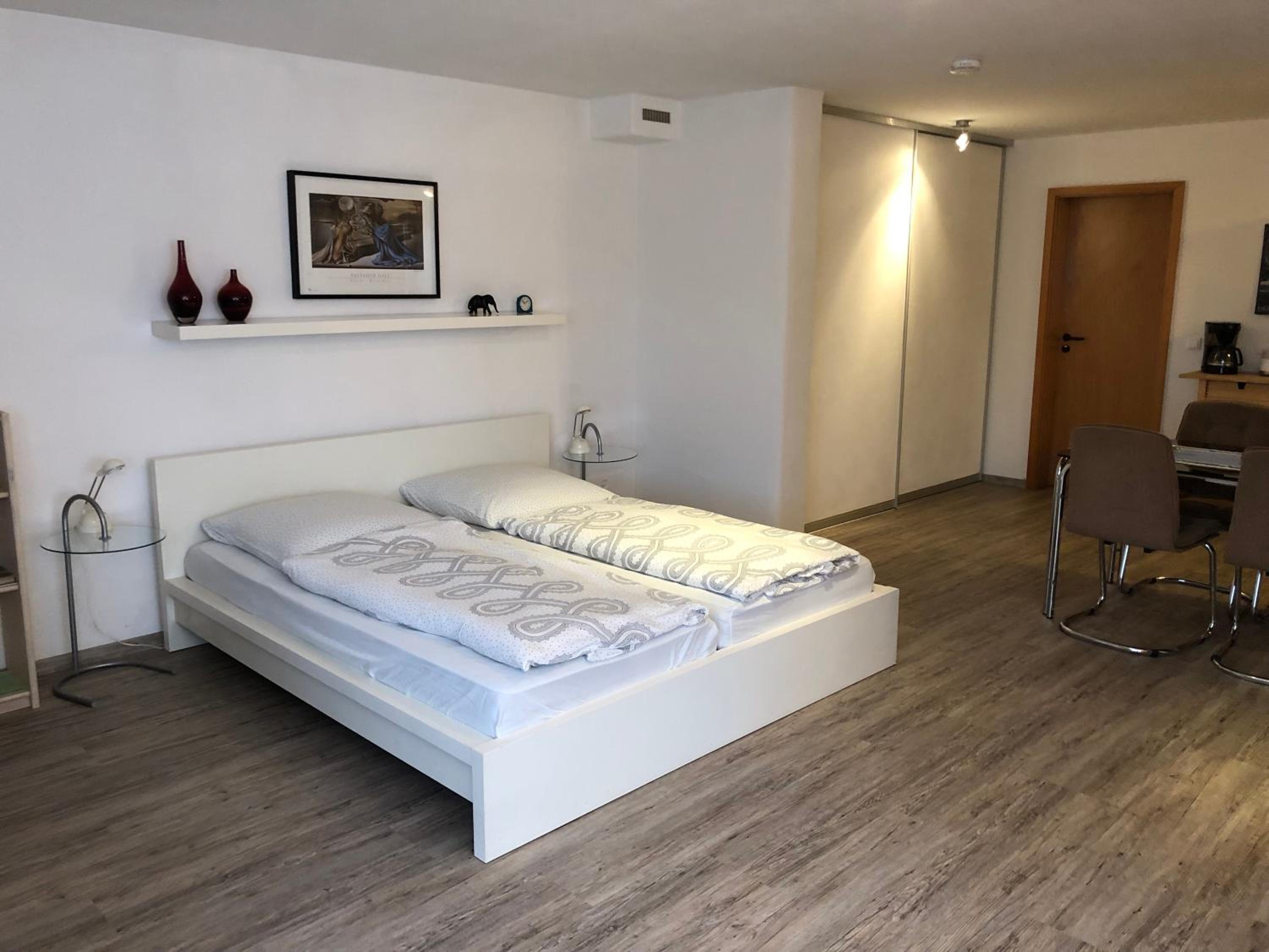 Apartment with Shower