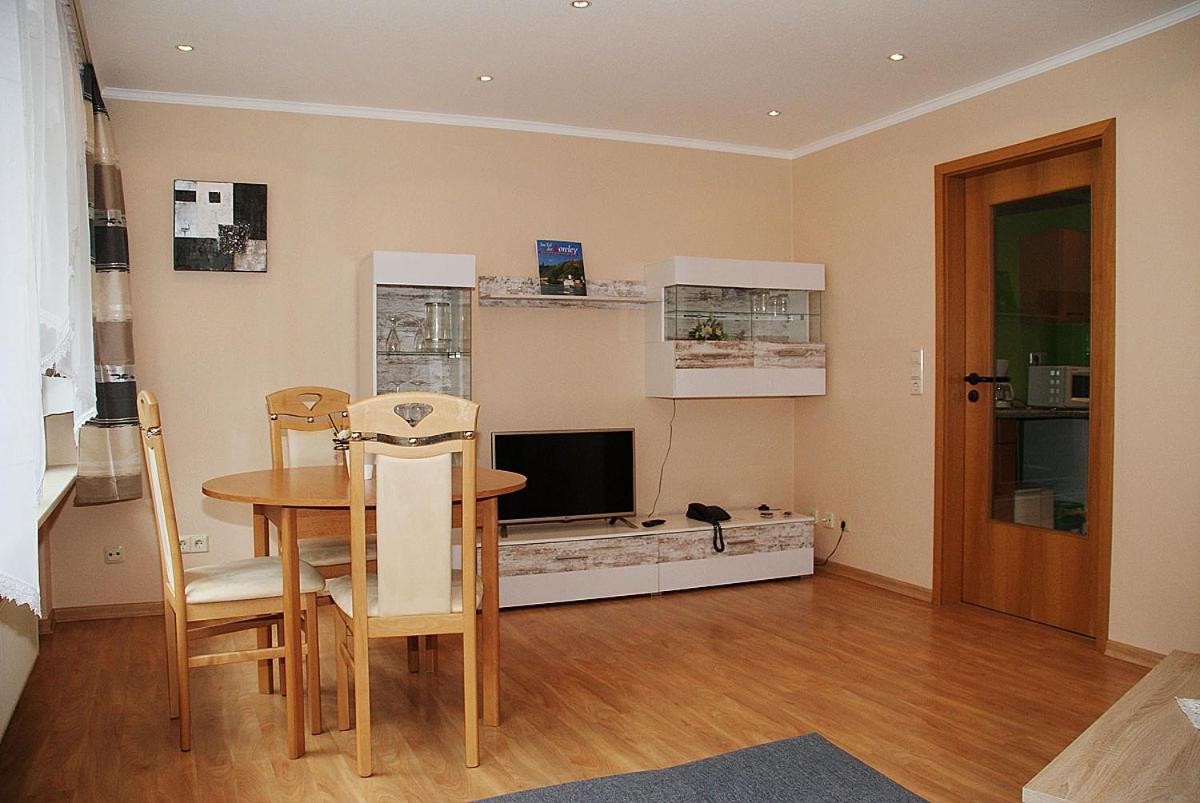Deluxe King Suite - Photo 3
