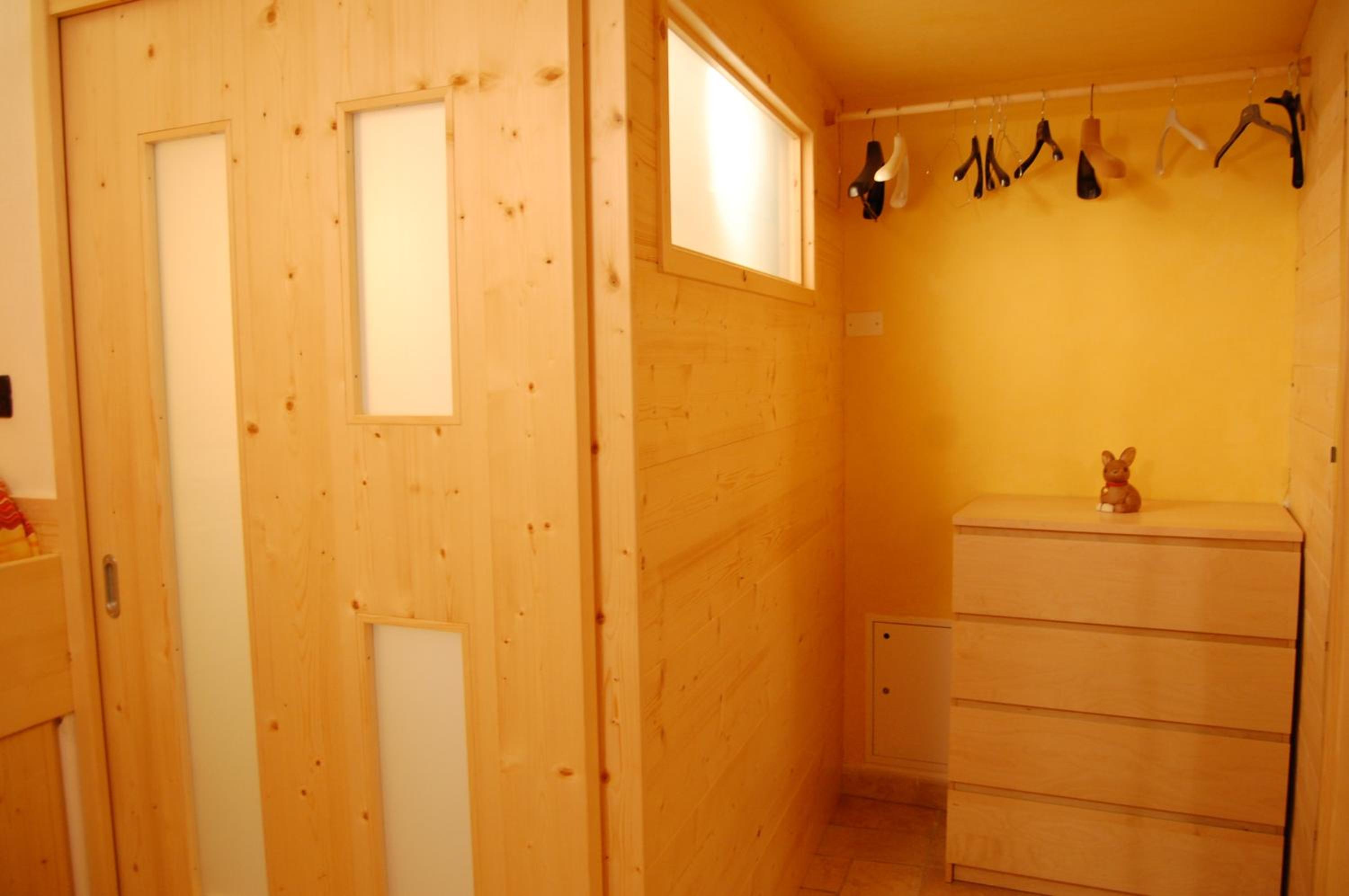 Three-Bedroom Apartment - Split Level photo 3
