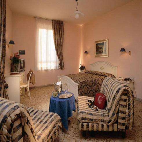 Standard Quadruple Room photo 3
