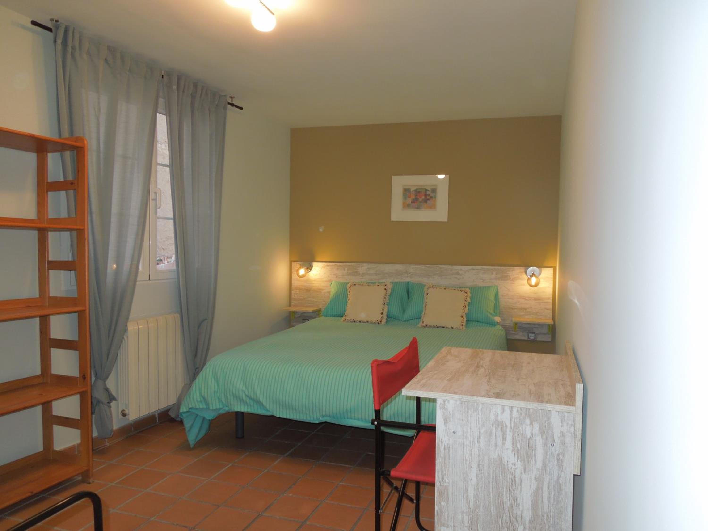 Standard Queen Room photo 3