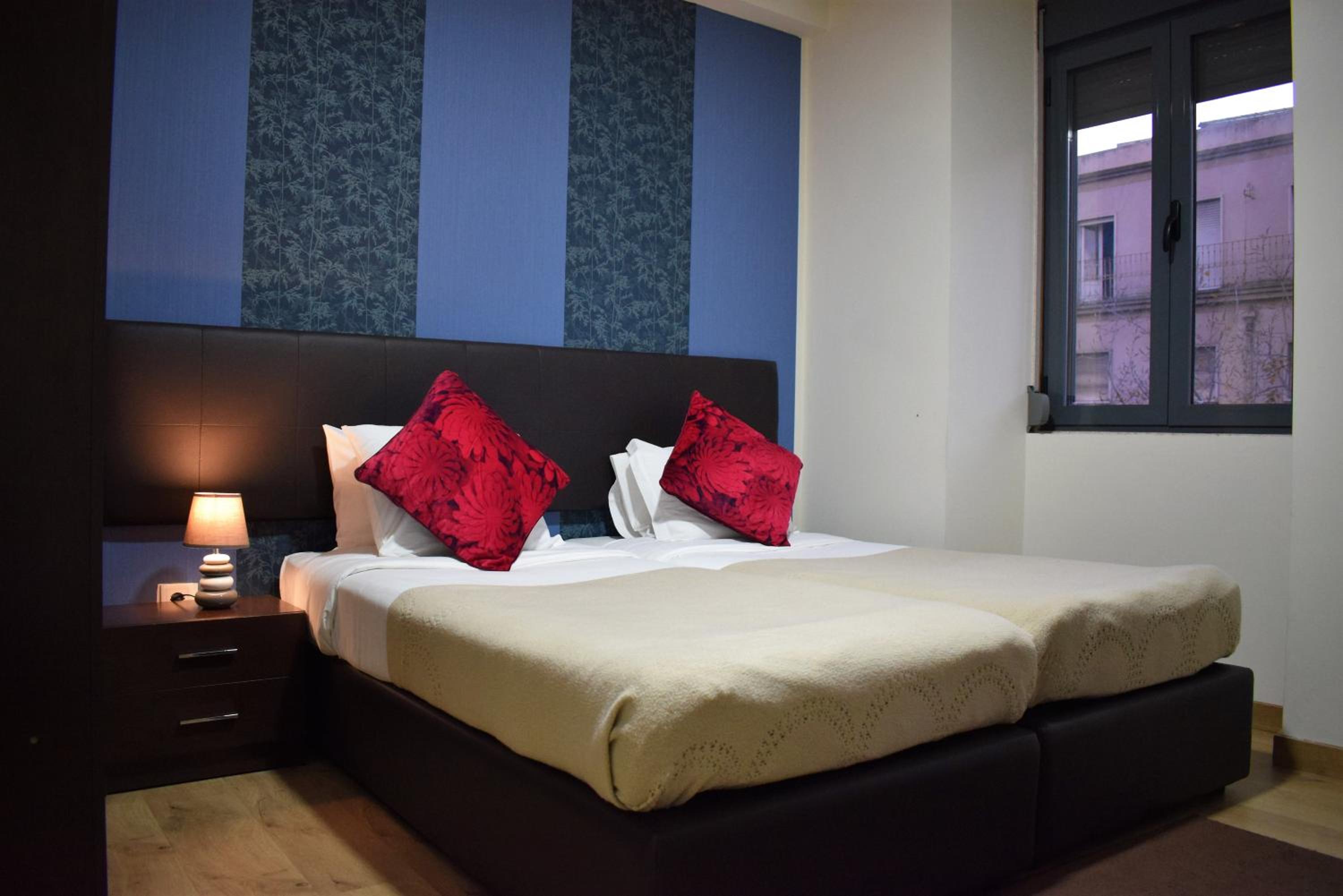 Twin Room with Private Bathroom - Photo 1