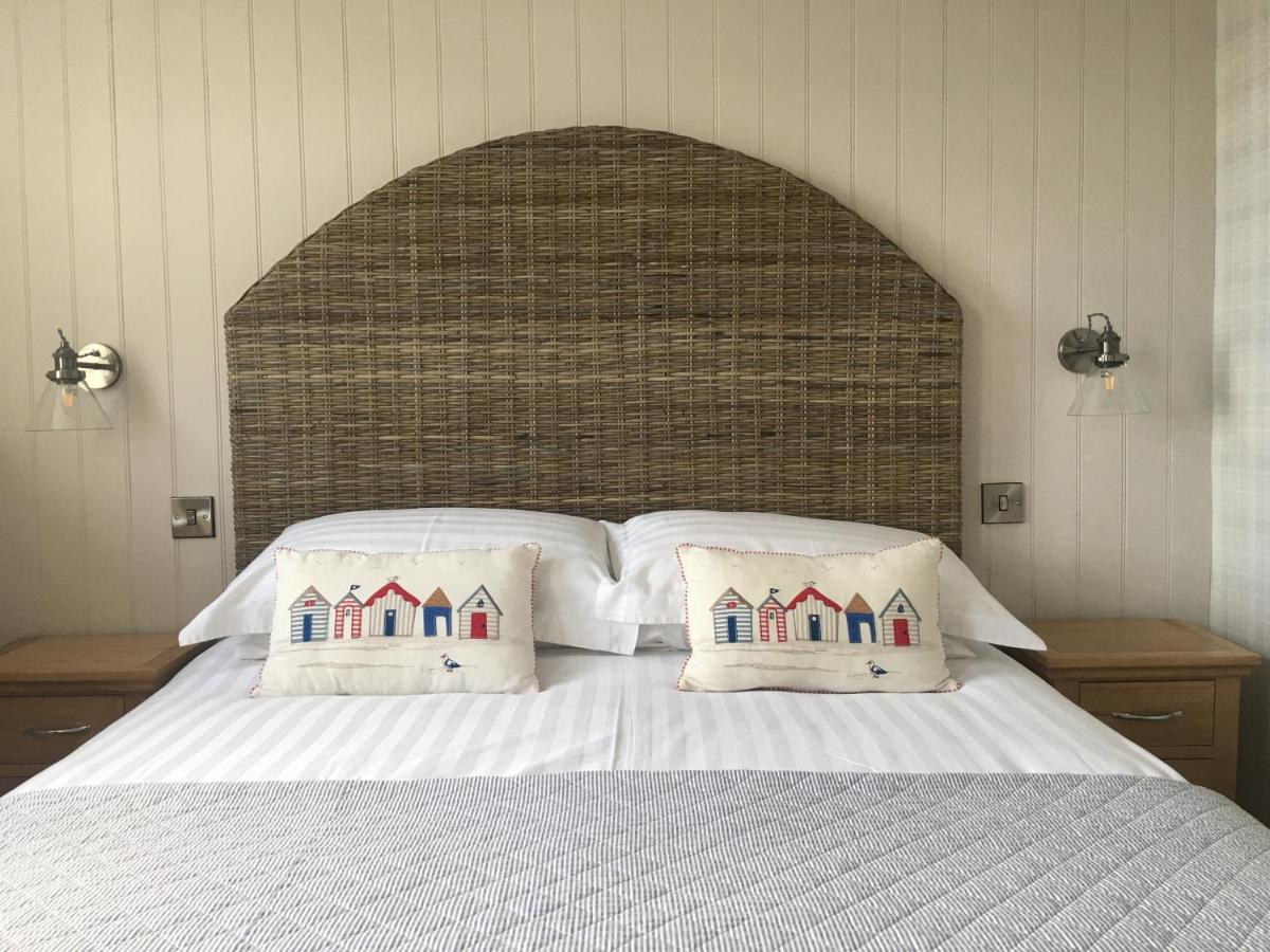 Deluxe Double Room with Sea View photo 2
