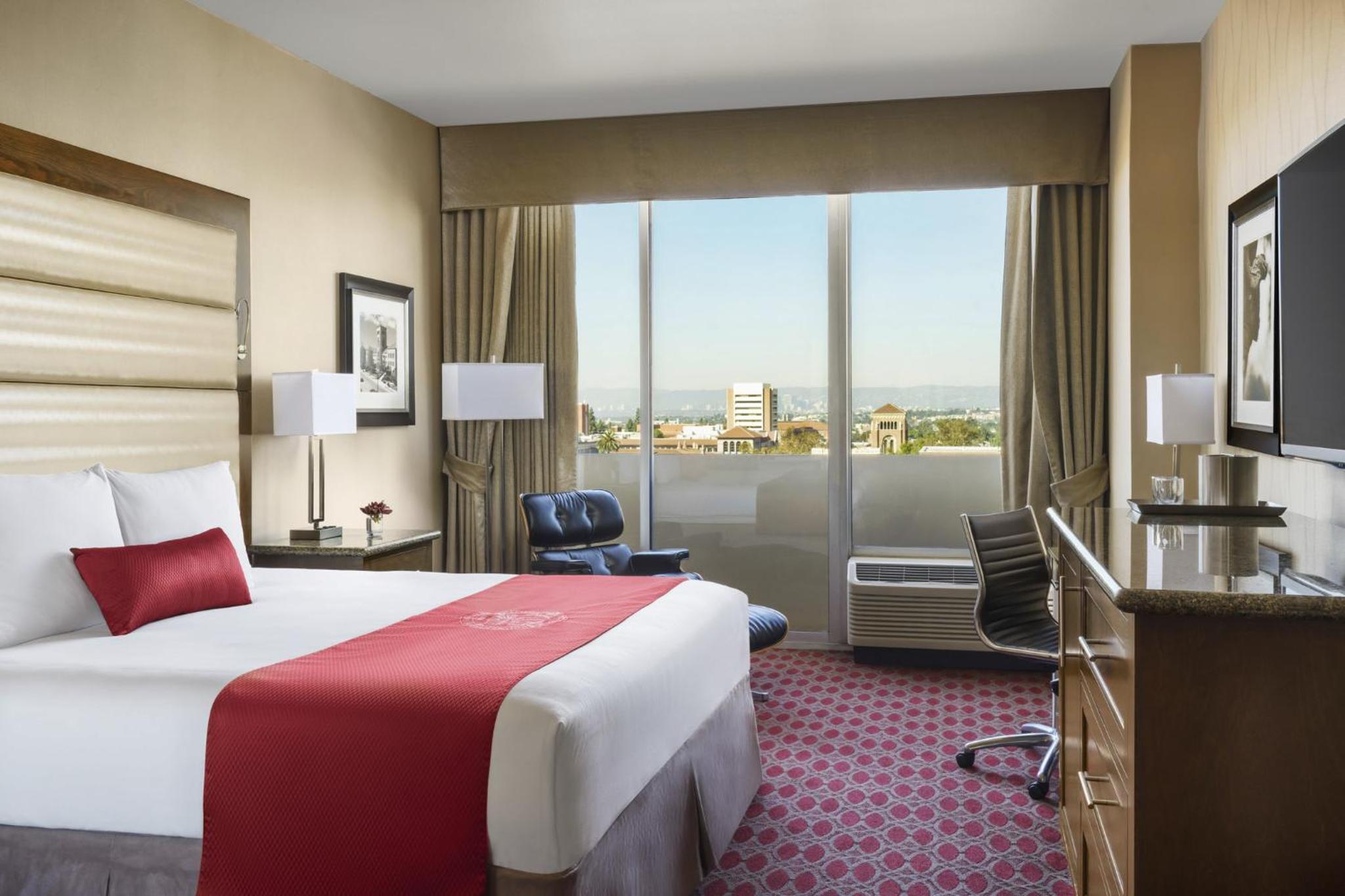 Executive King Room