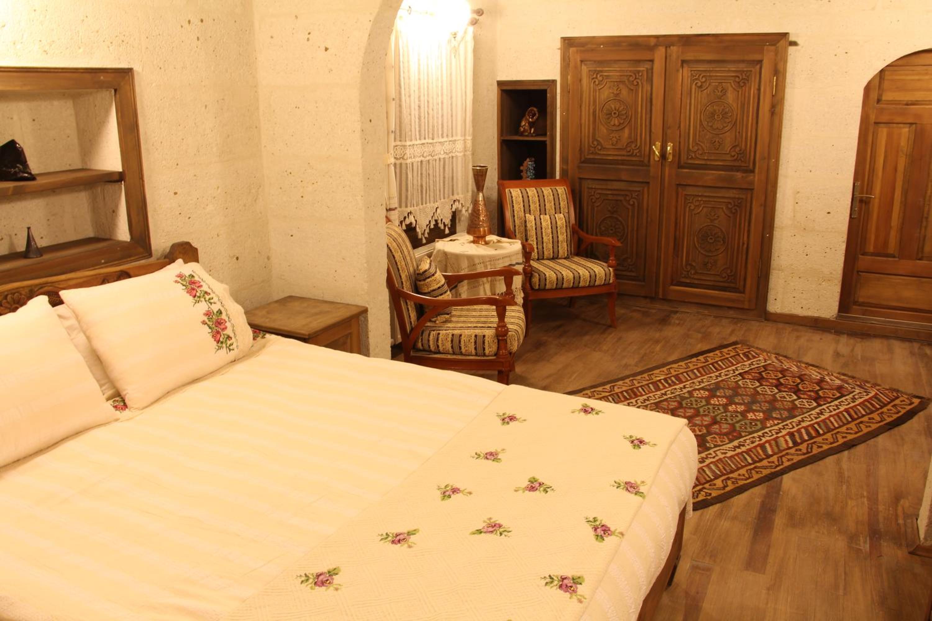 Suite With River View photo 1