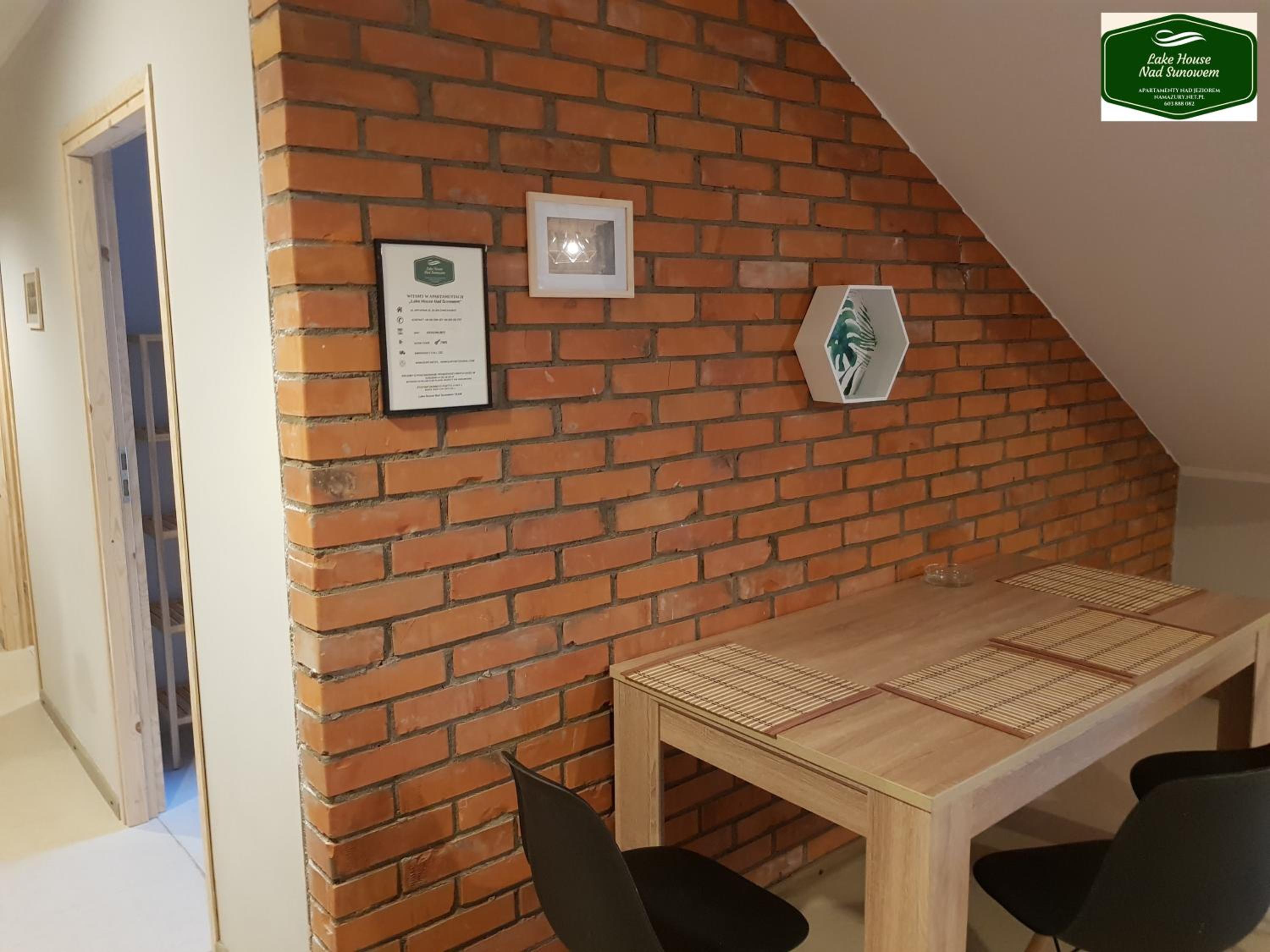 Suite with Lake View - Photo 14