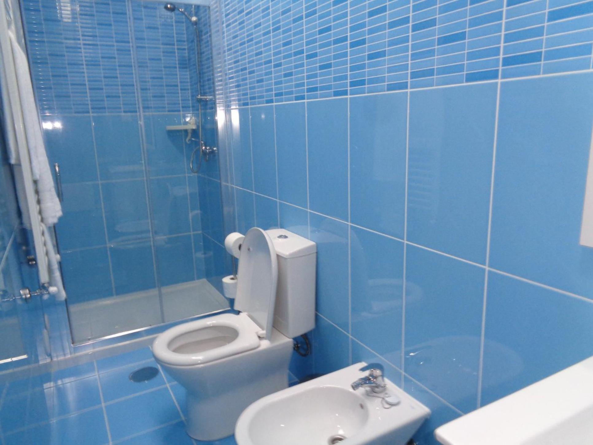 Double Room with Private Bathroom photo 3