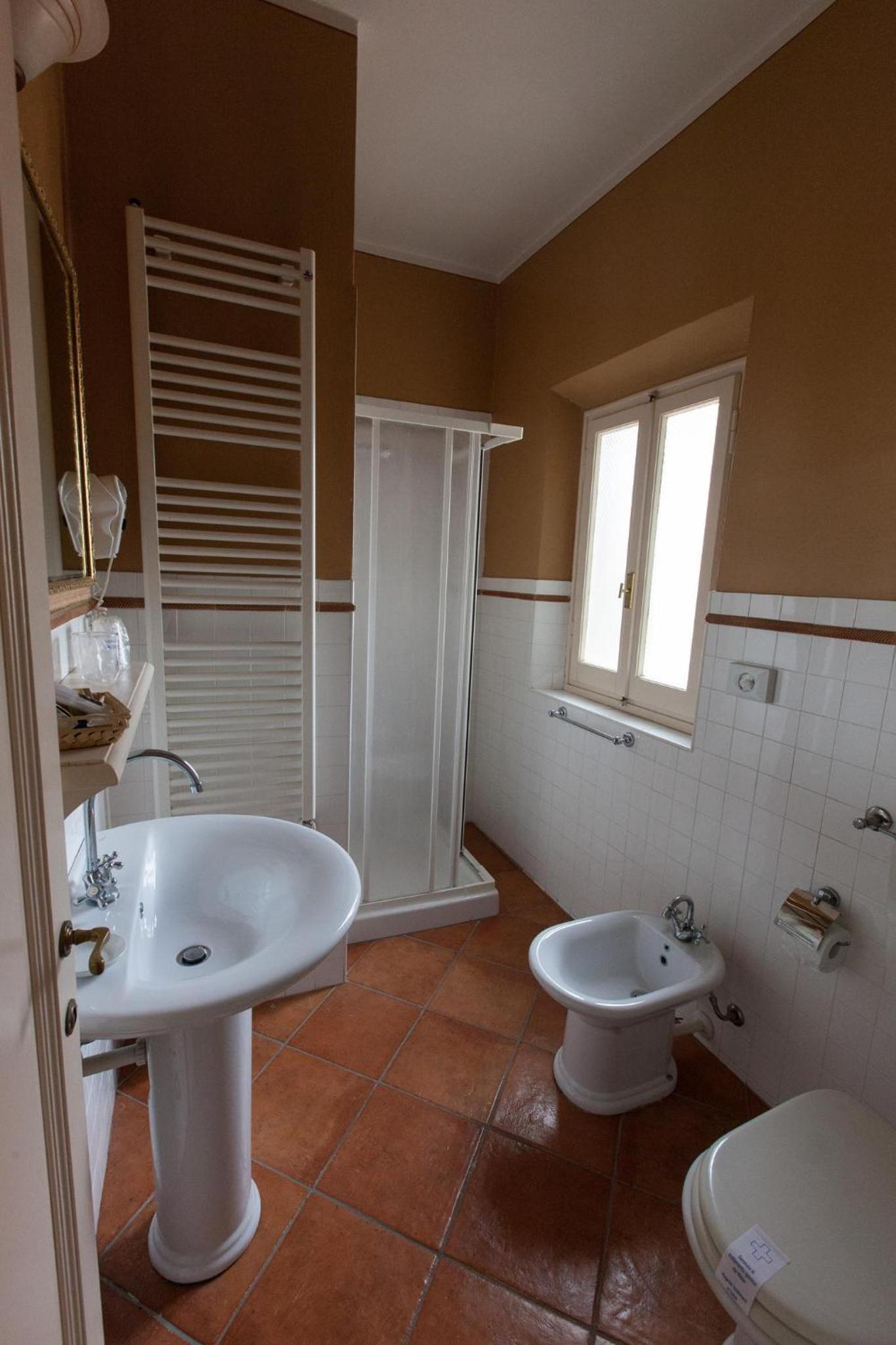 Superior Single Room photo 3