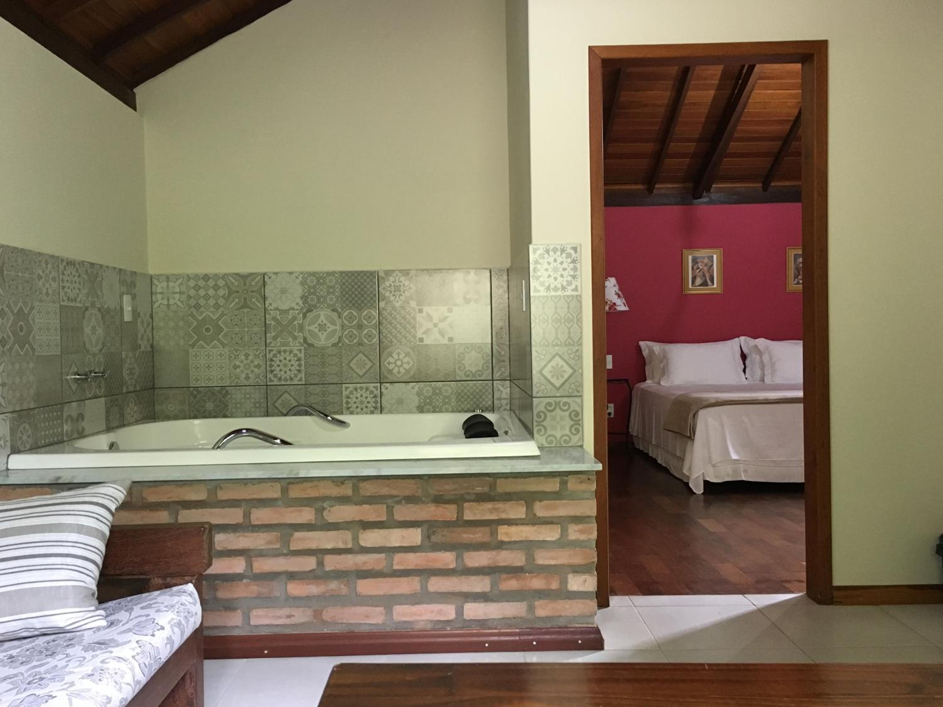 King Suite with Spa Bath