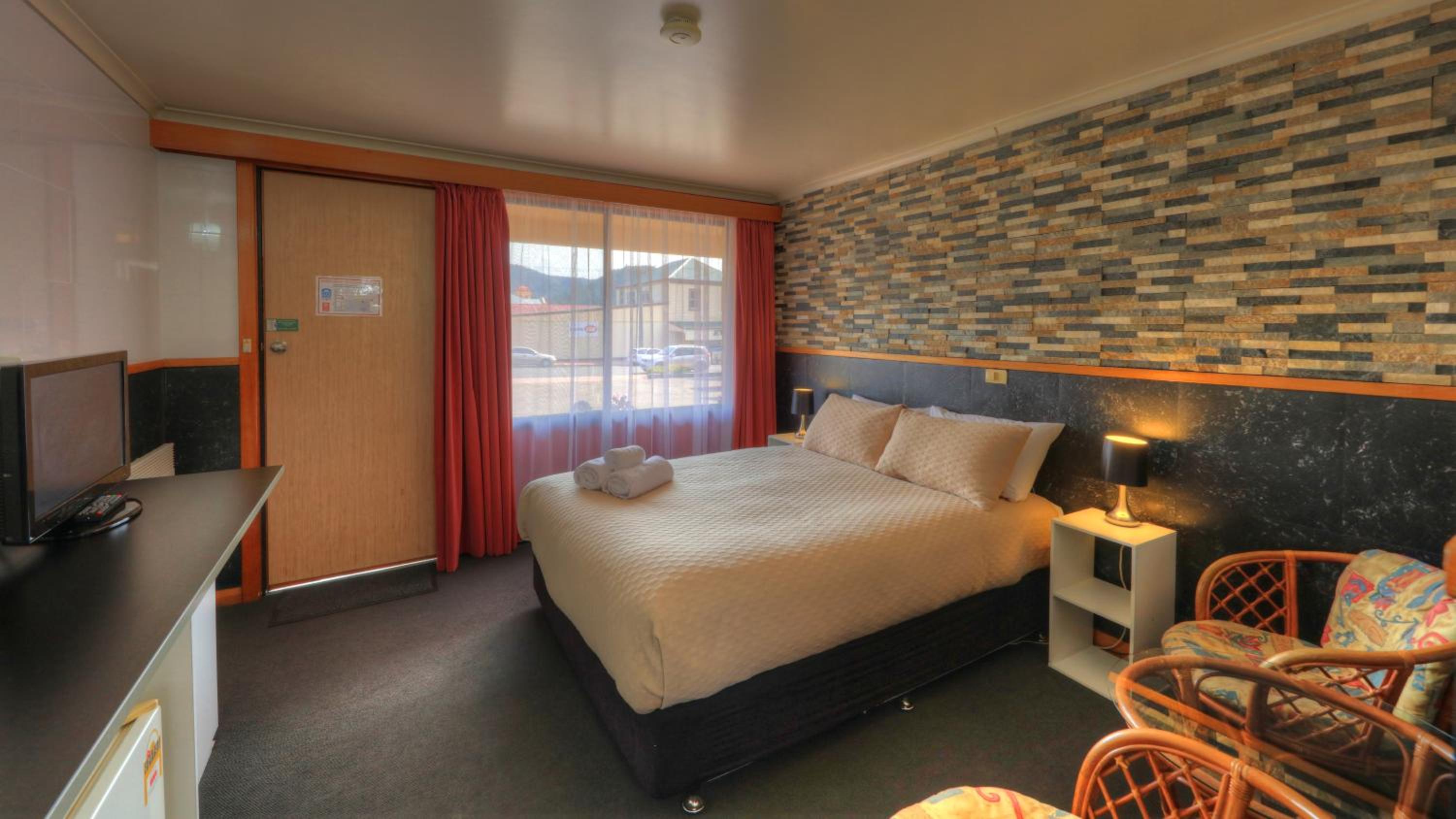 Standard Queen Room photo 1