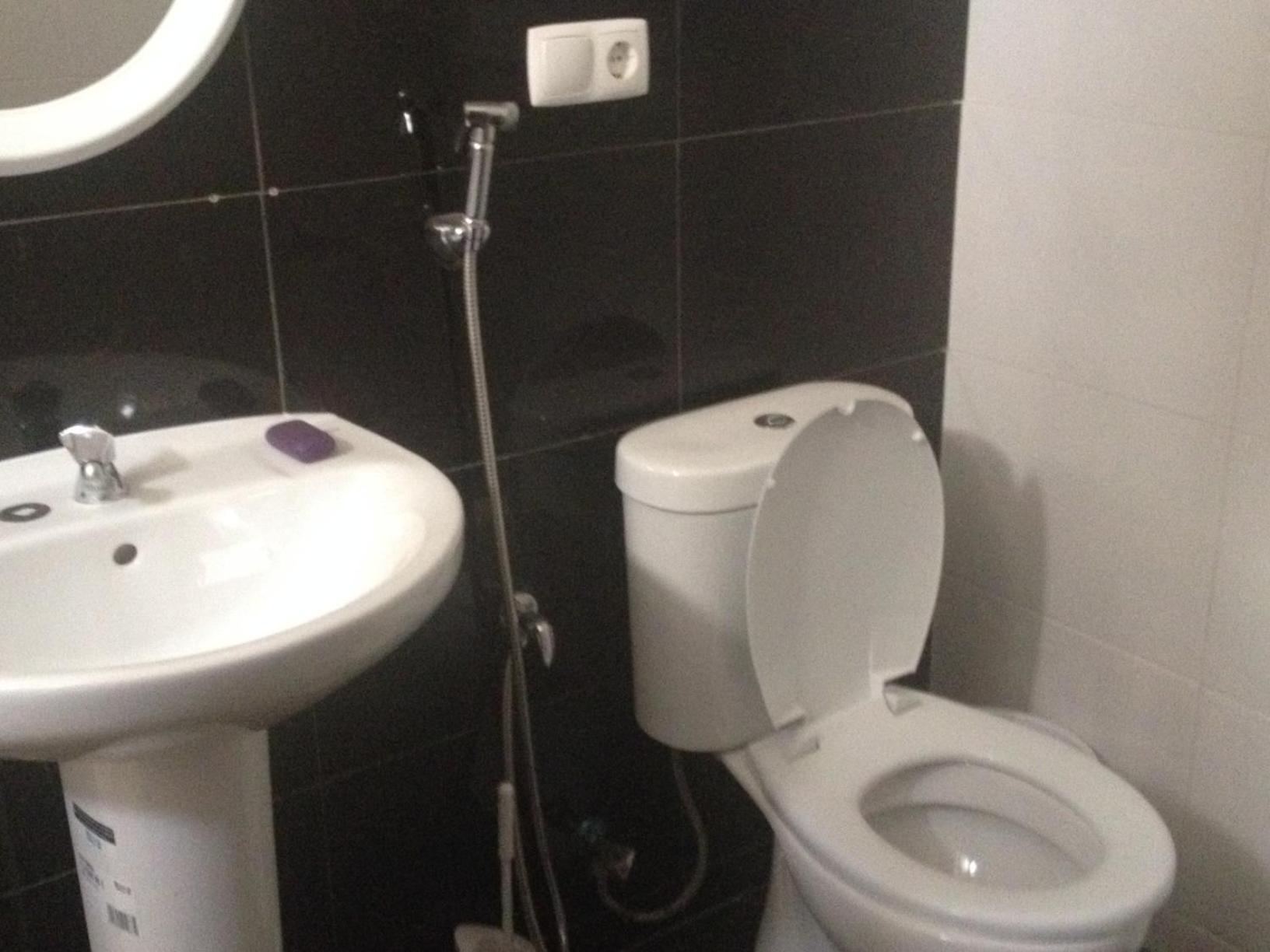 Single Room With Shared Bathroom photo 3