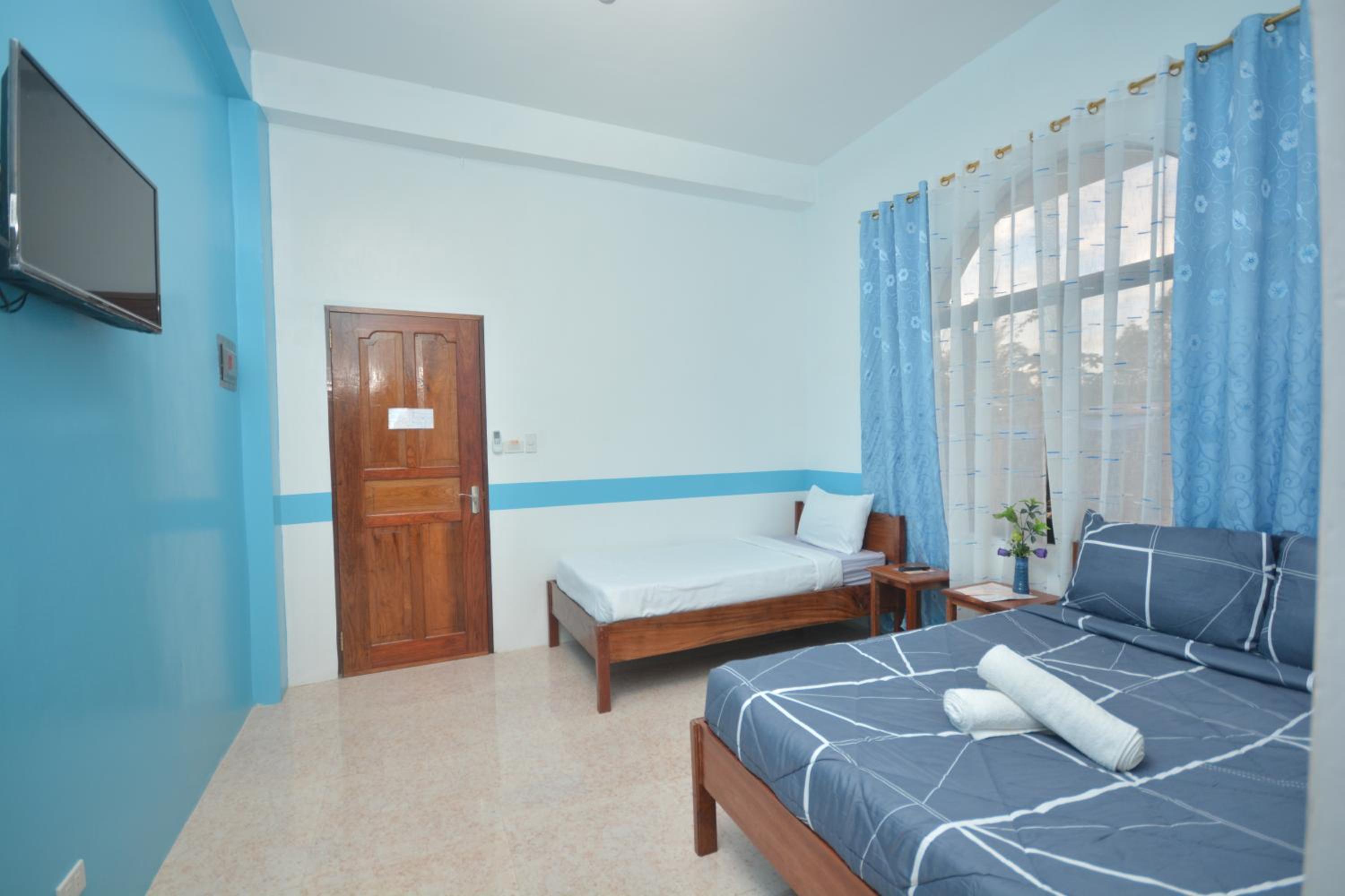 Deluxe Double Room - Photo 24