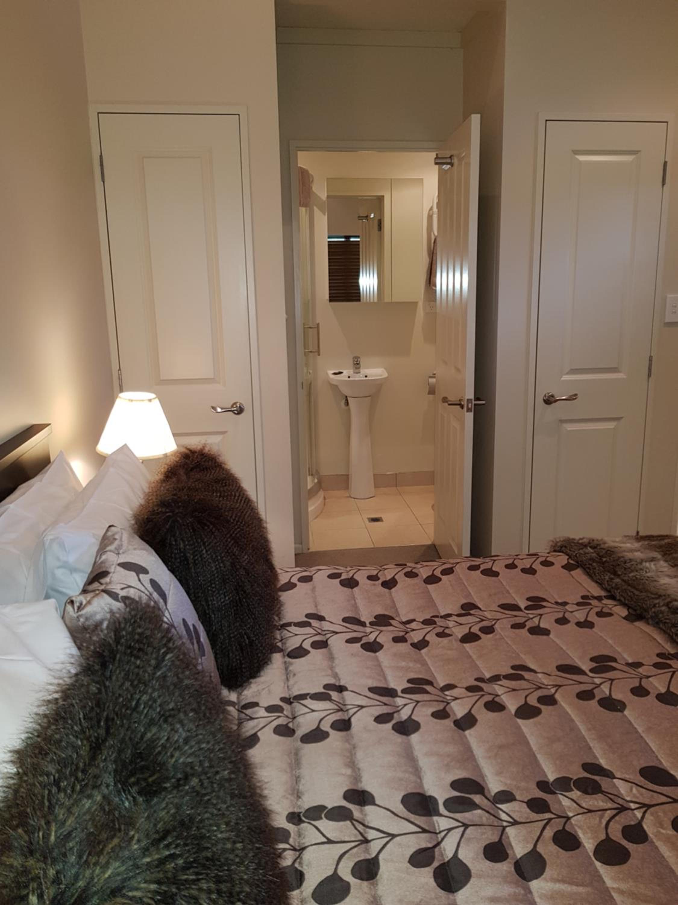 Three-Bedroom Villa photo 1