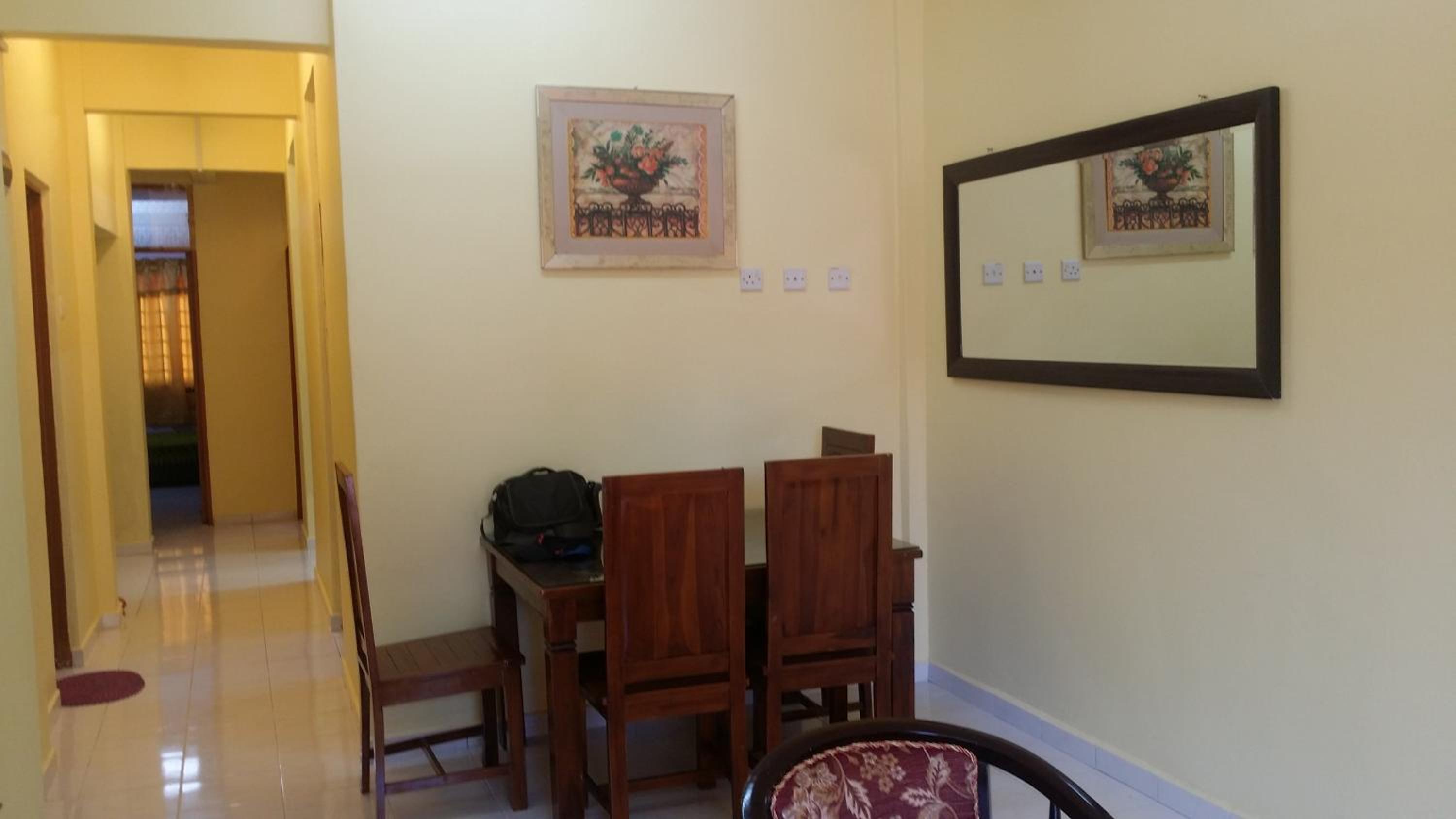Apartment - Ground Floor photo 2