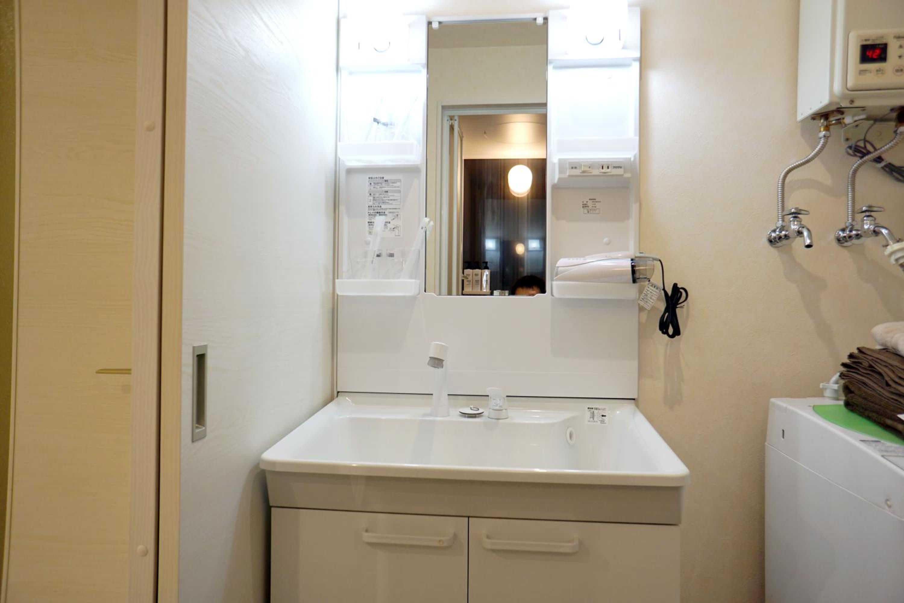 One-Bedroom Apartment - Photo 5