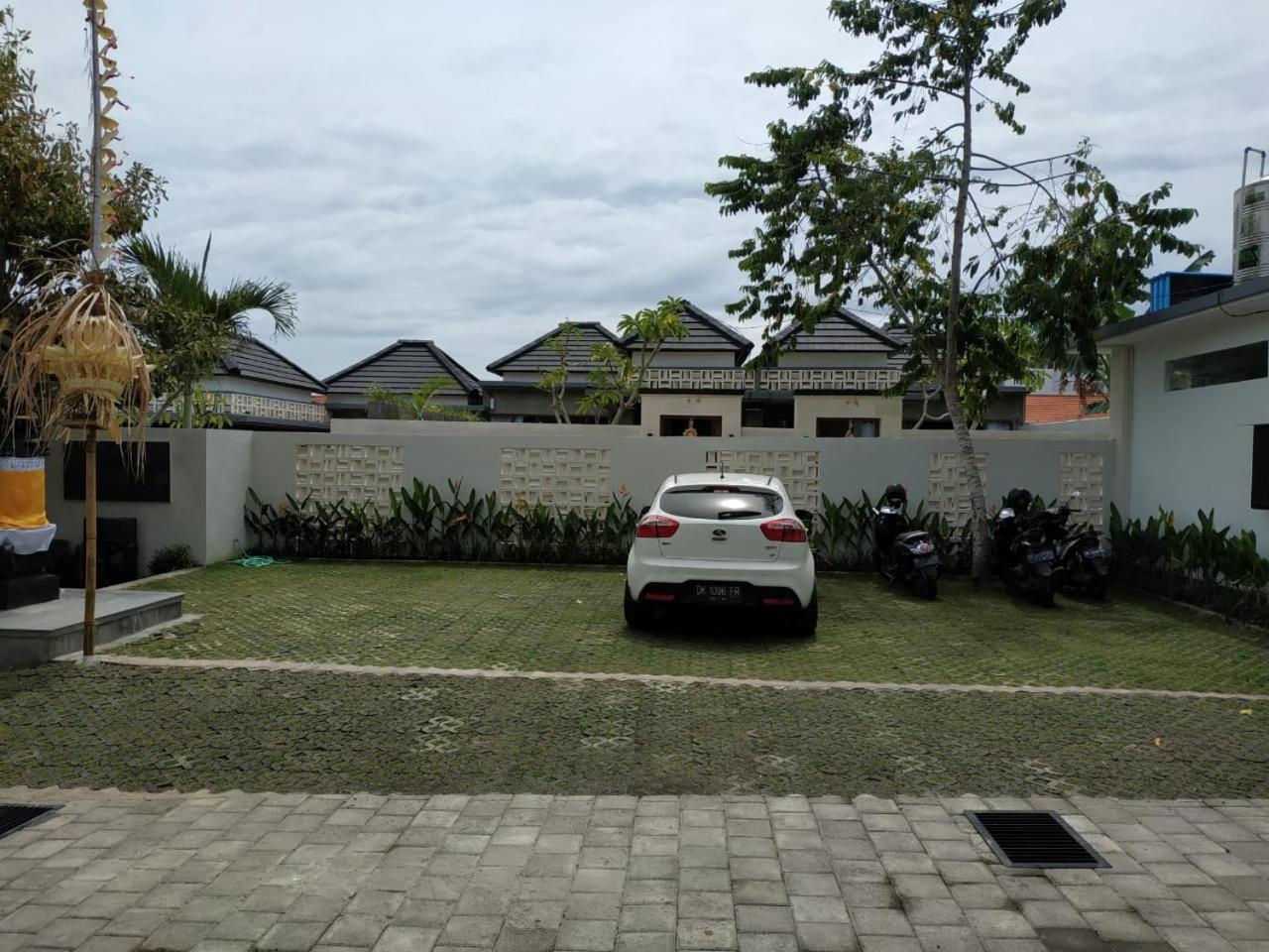 One-Bedroom Villa with Private Pool - Photo 3