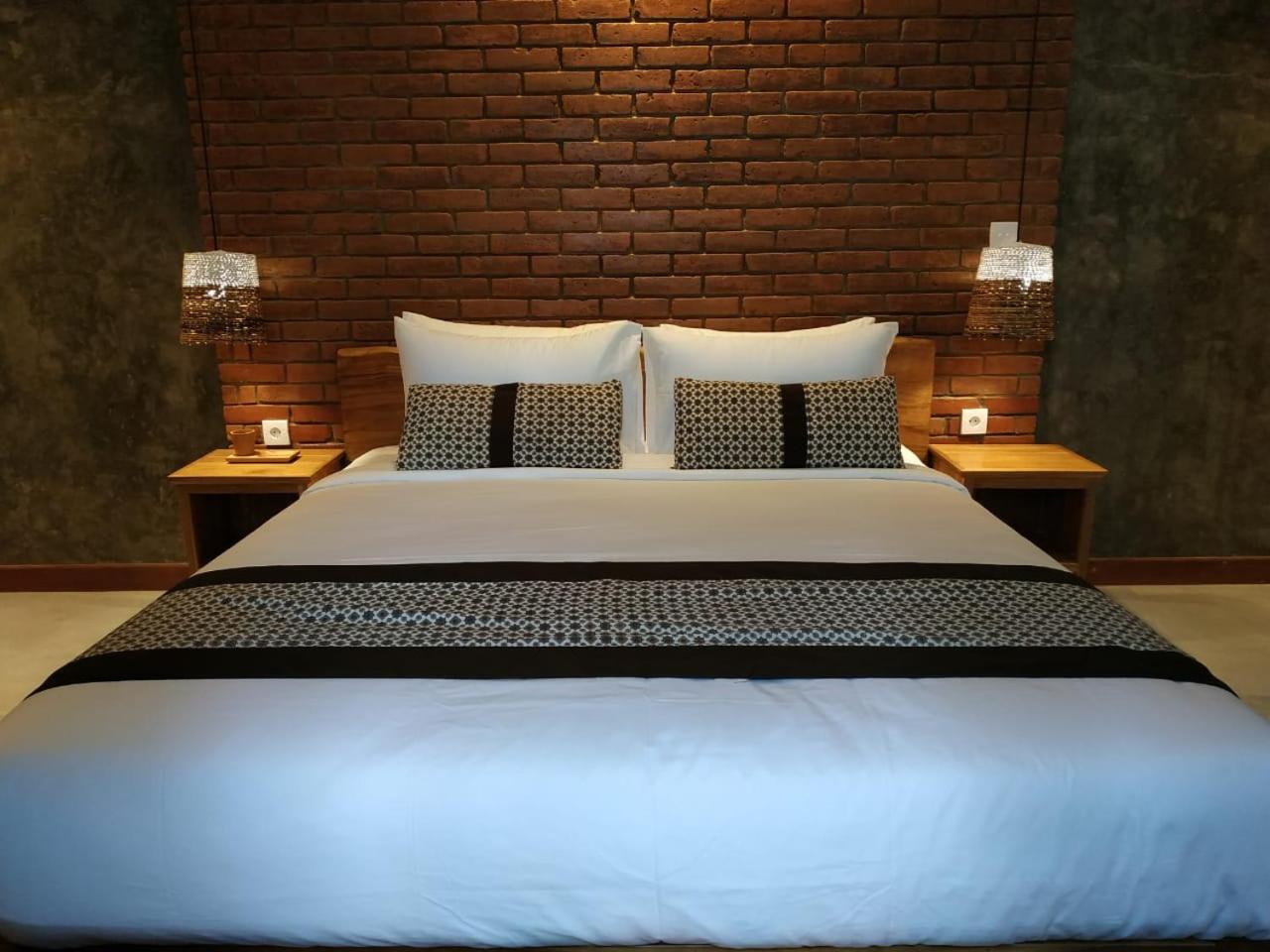One-Bedroom Villa with Private Pool - Photo 1