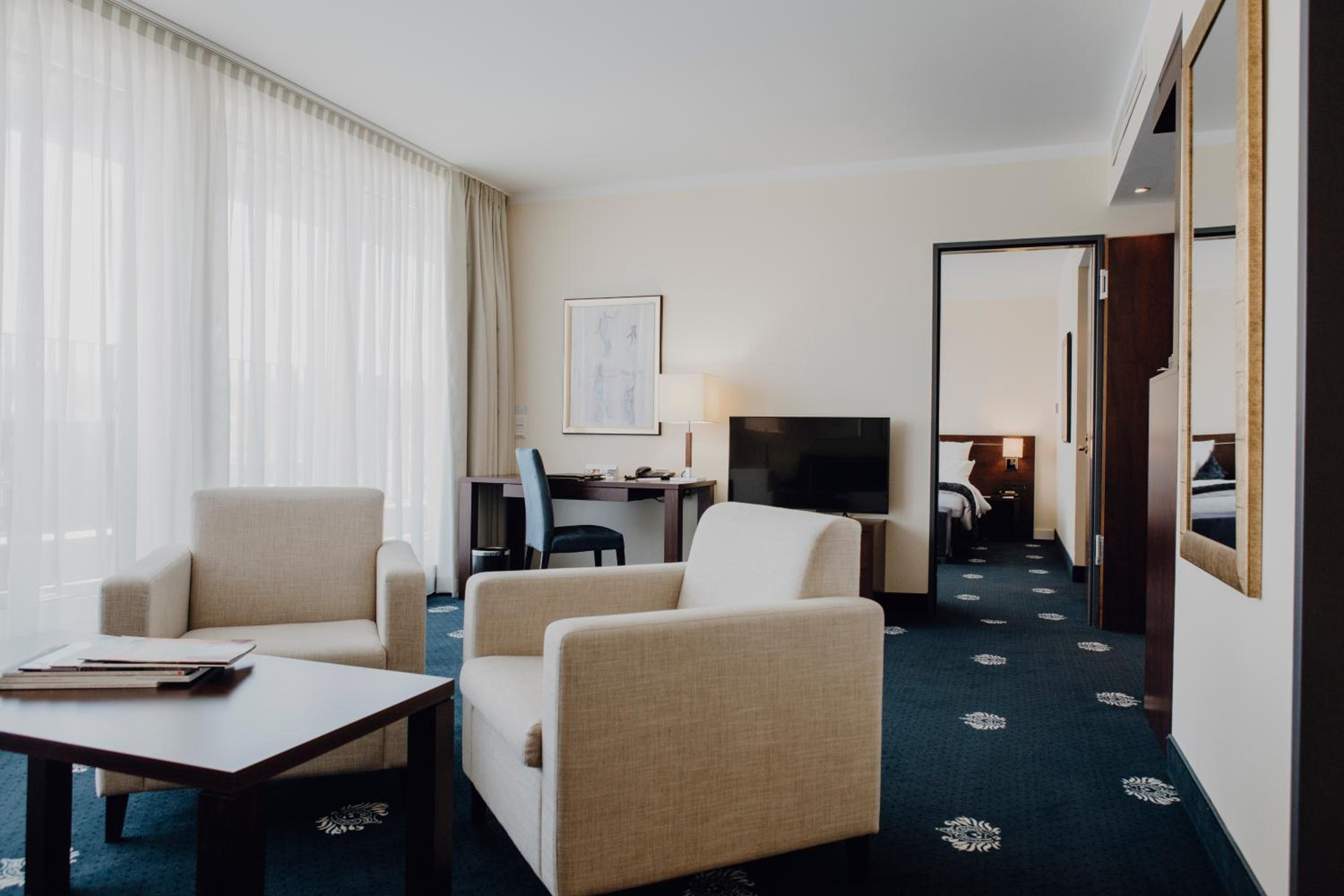 Deluxe Suite photo 3