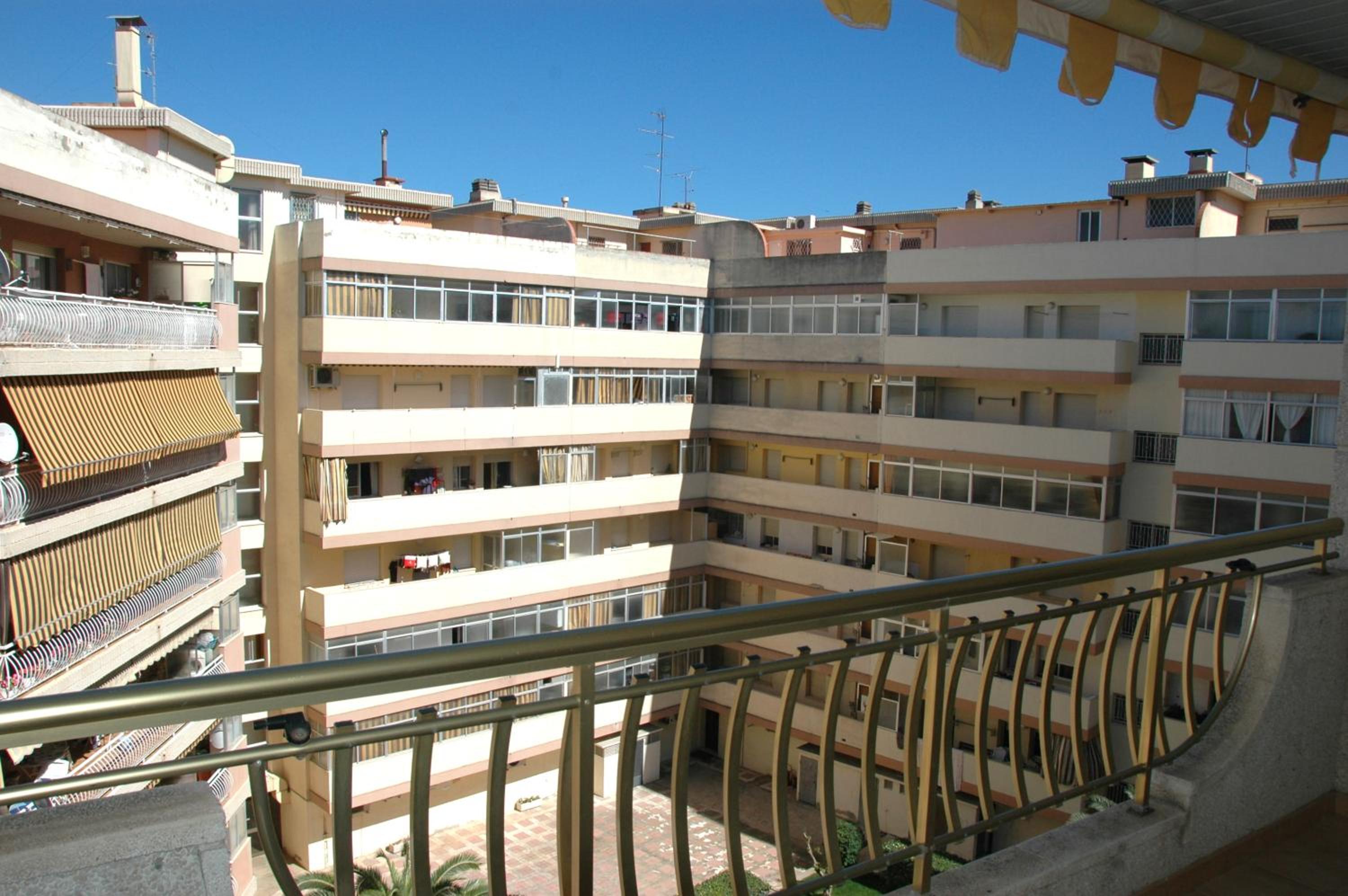 Two-Bedroom Apartment (4 Adults + 2 Children) photo 3
