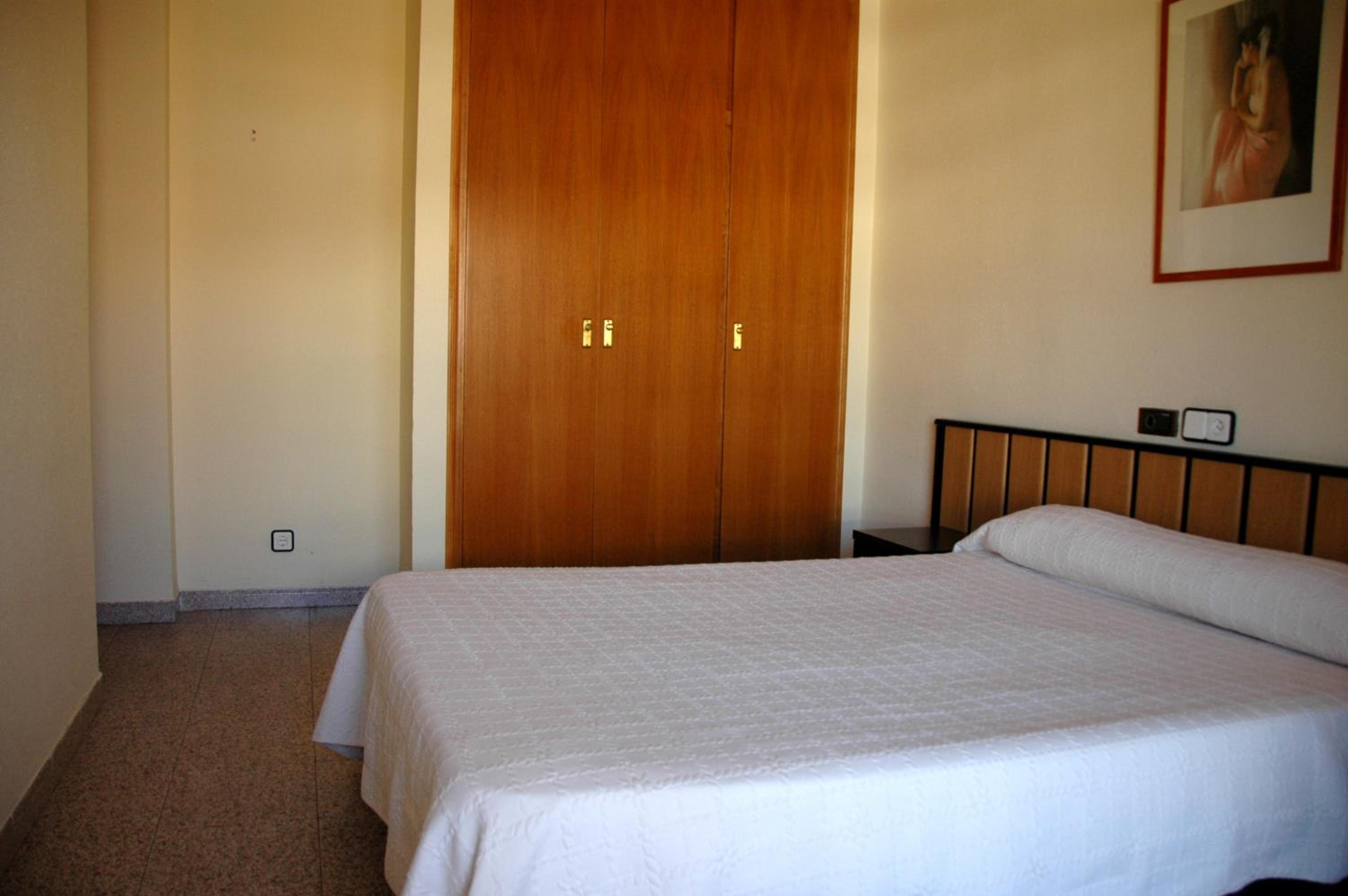 Two-Bedroom Apartment (4 Adults + 2 Children) photo 2