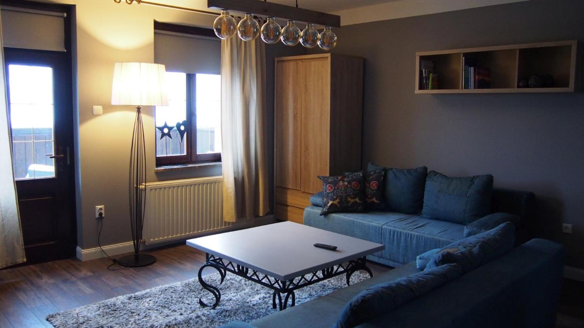 Apartment with Balcony photo 3