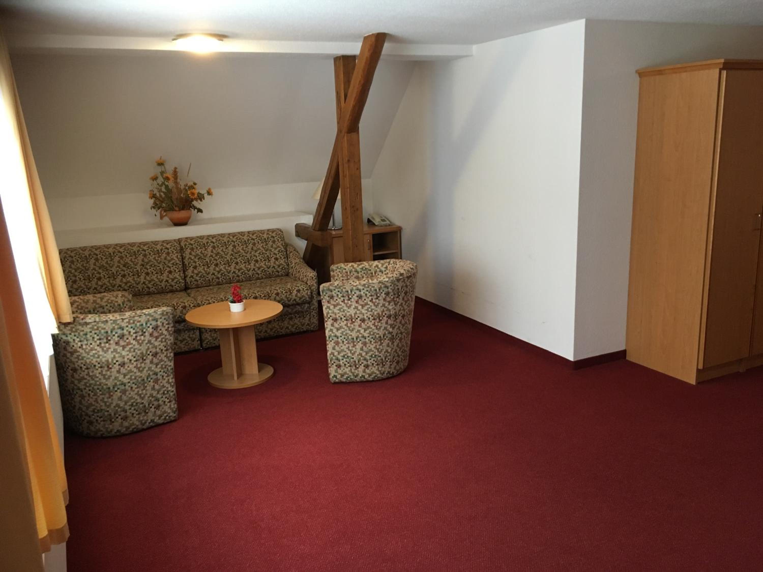 Family Room - Photo 7