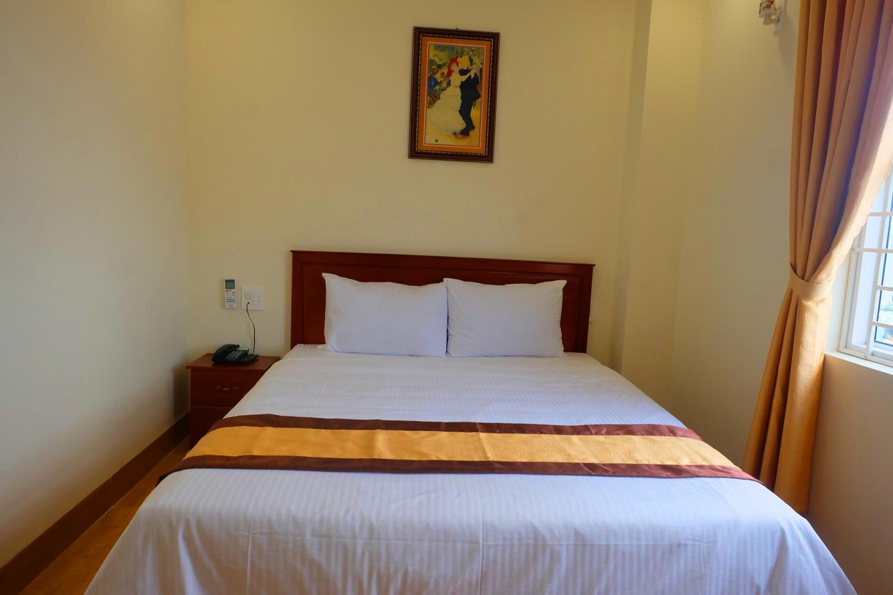 Double Room - Photo 3