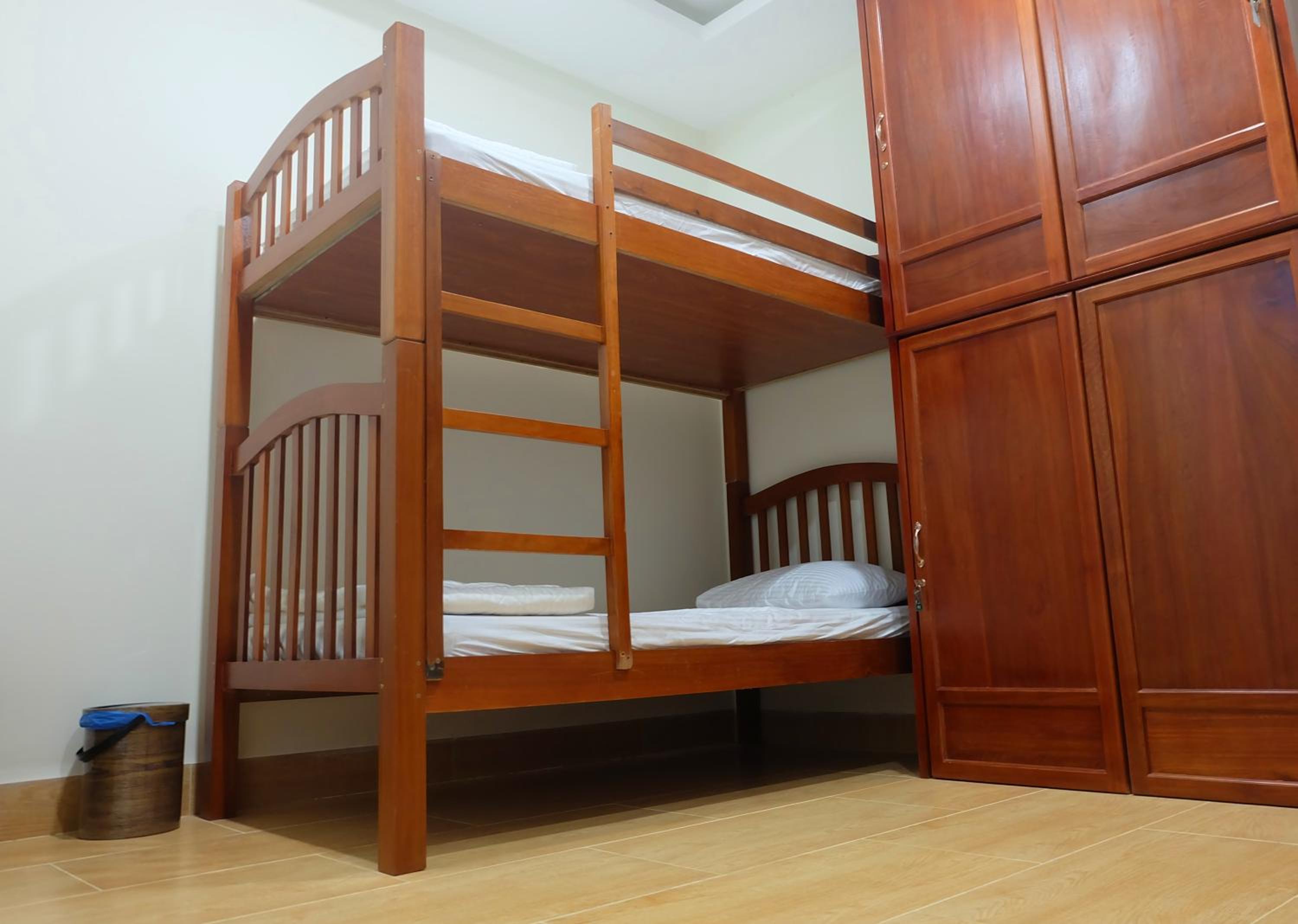 Bunk Bed in Mixed Dormitory Room