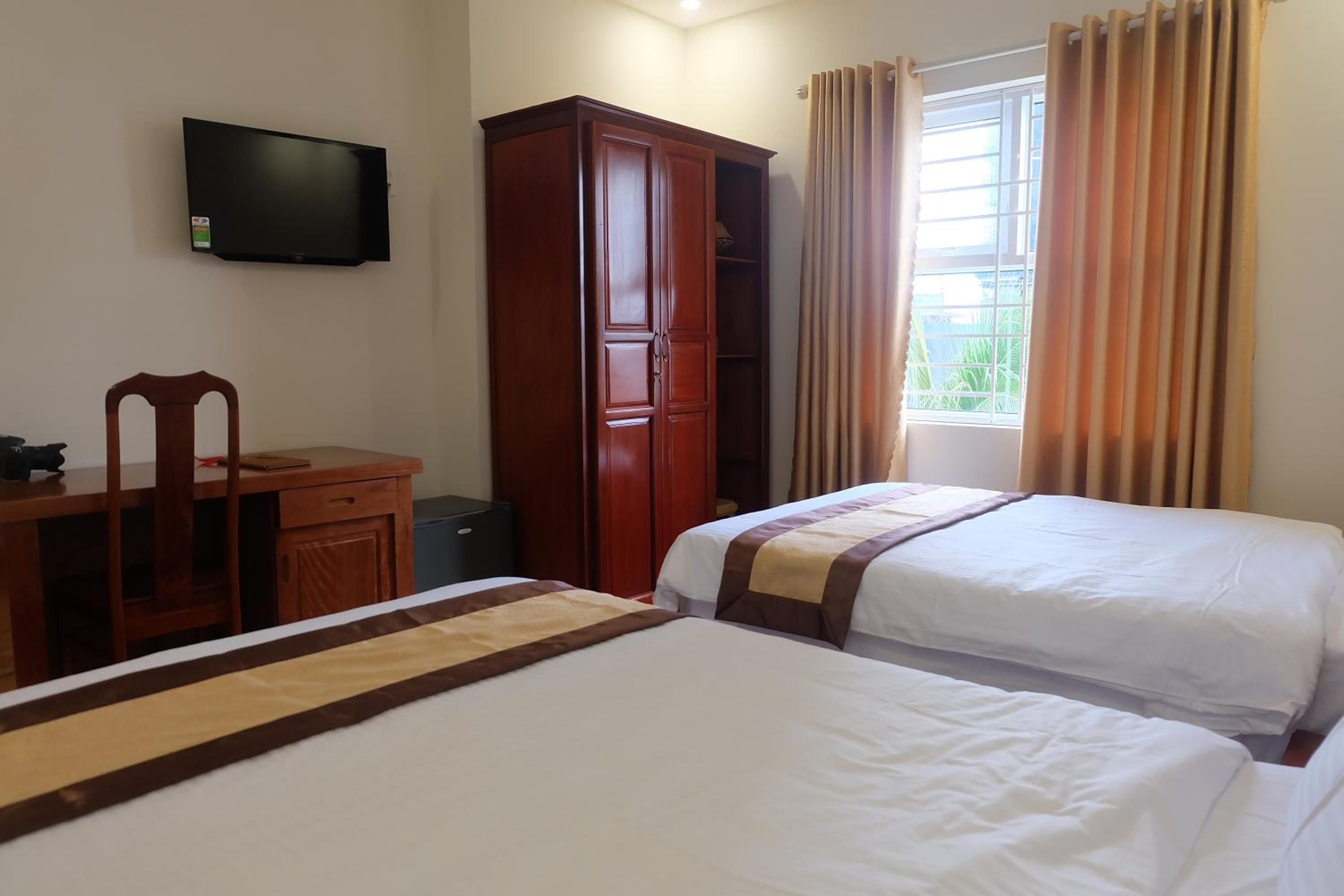 Triple Room with Private Bathroom - Photo 4