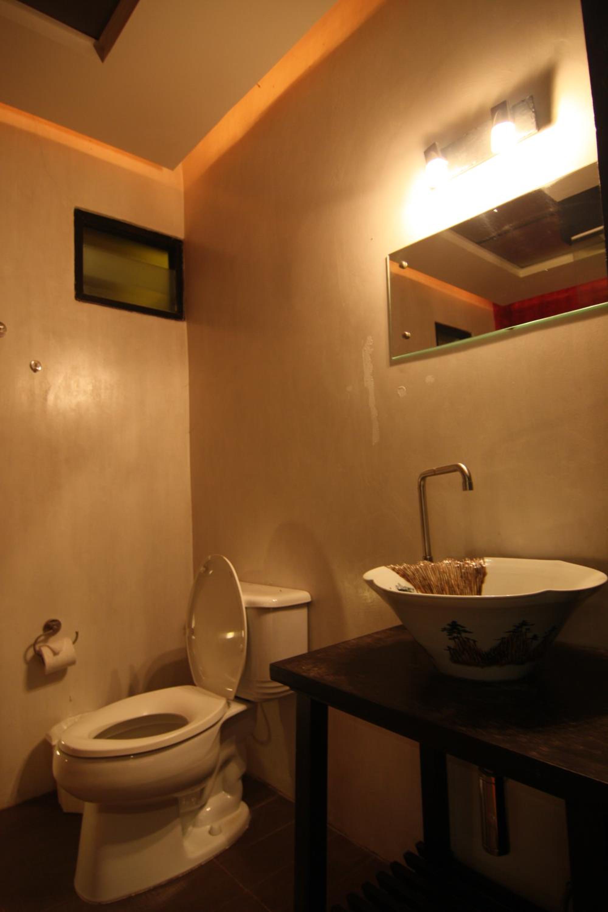 One-Bedroom Suite - Photo 4
