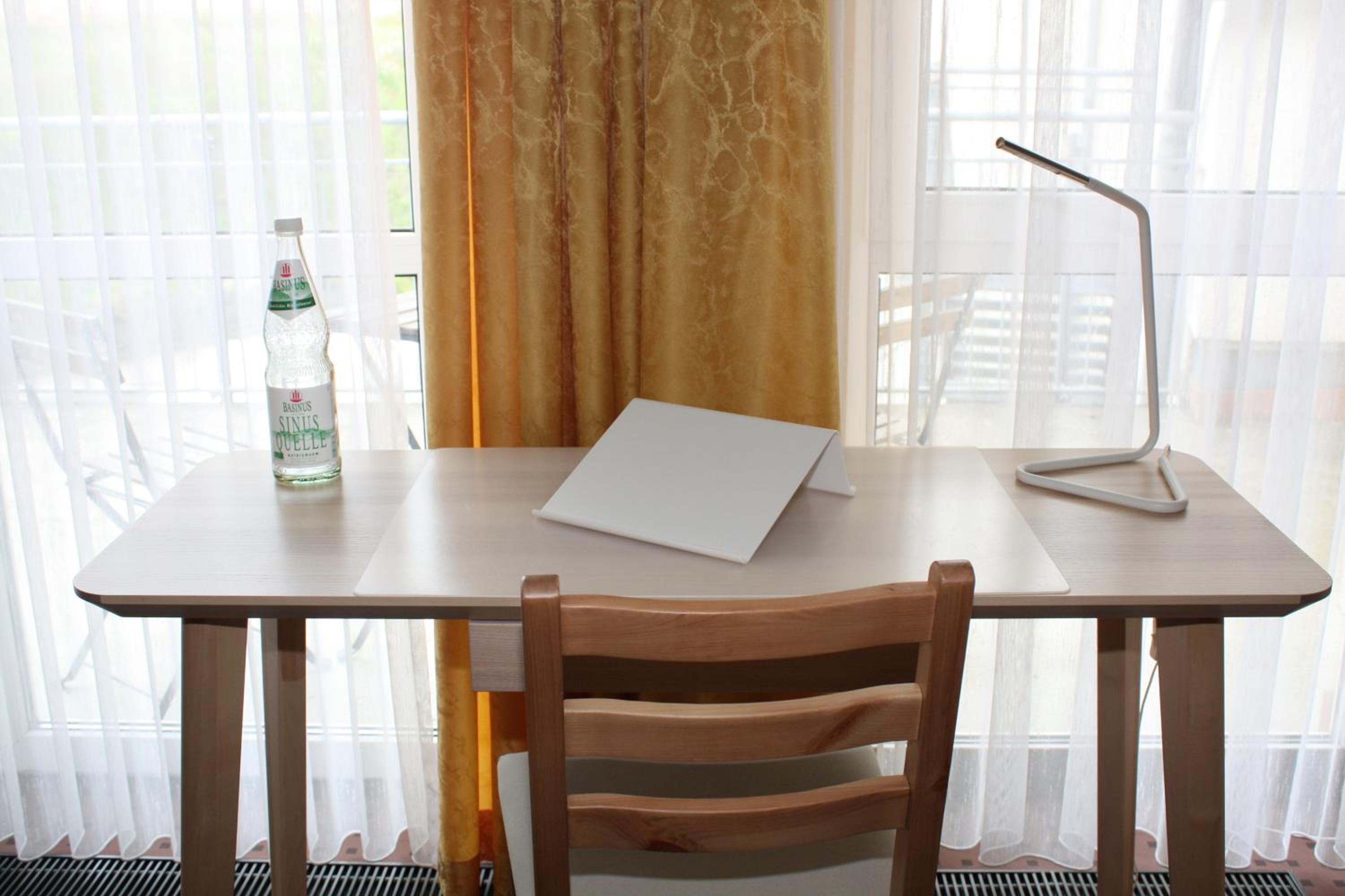 Single Room photo 3