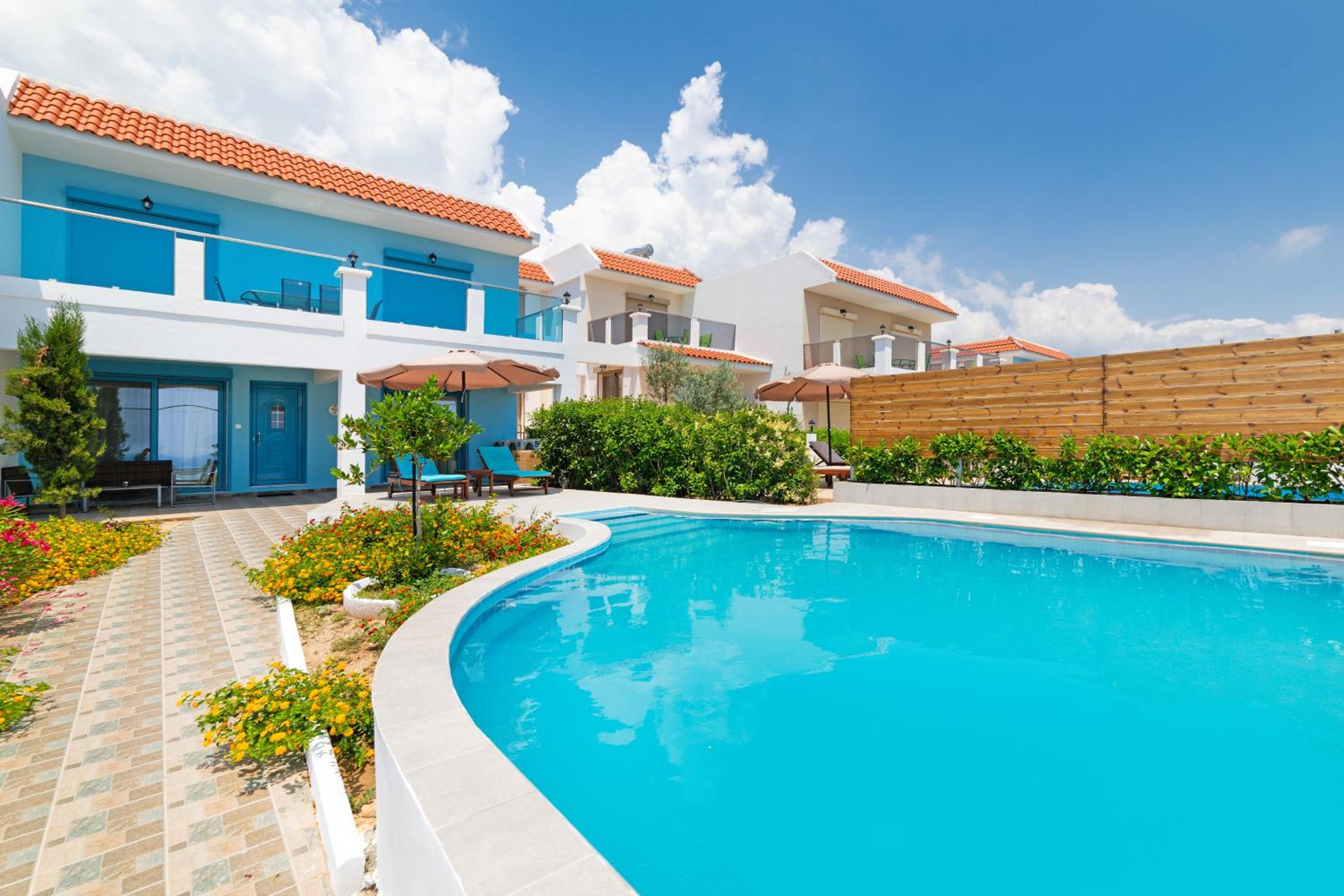 Deluxe Suite, 2 Bedrooms, Private Pool, Sea View - Photo 11