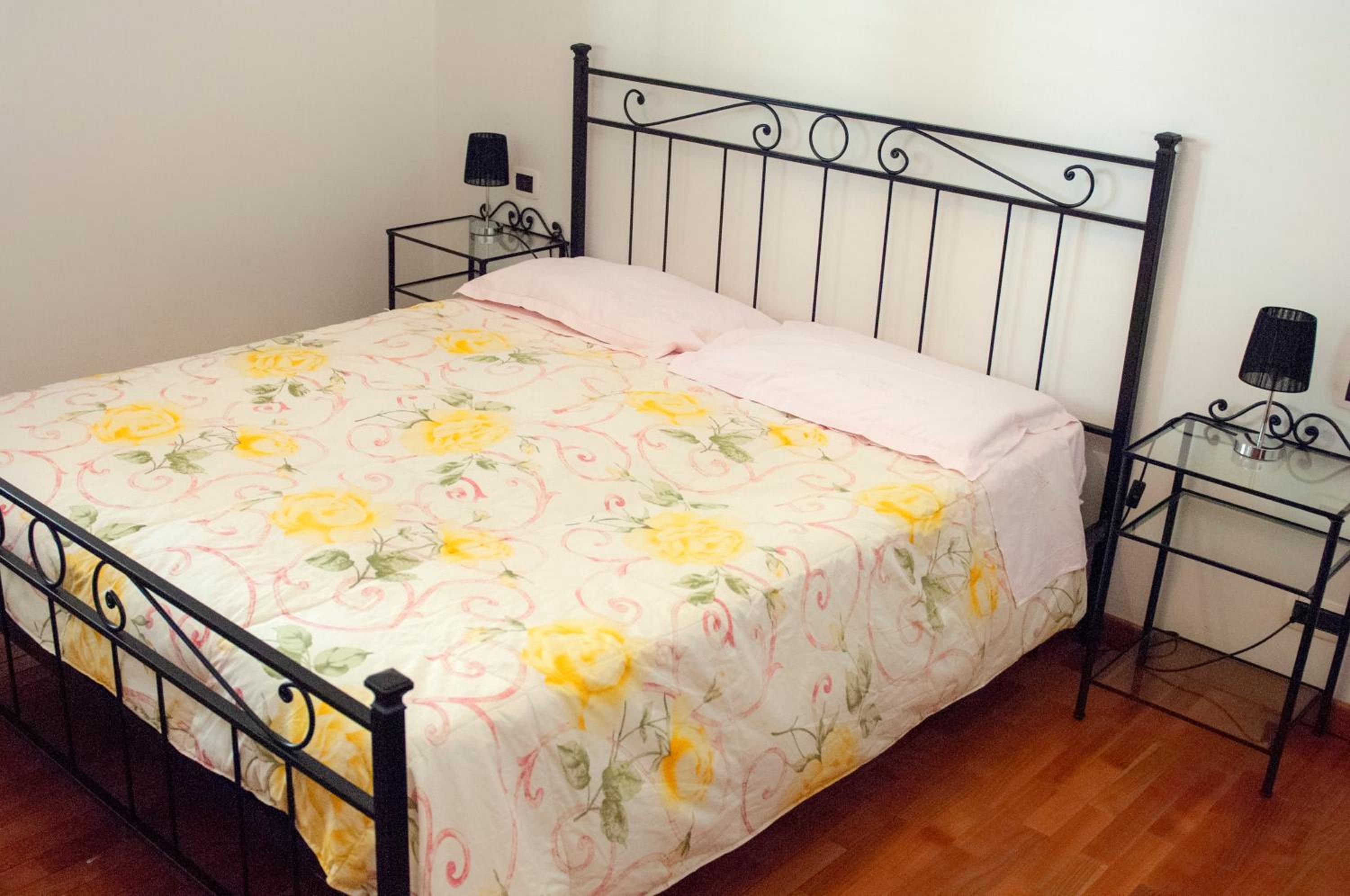Double Room with Private Bathroom photo 1