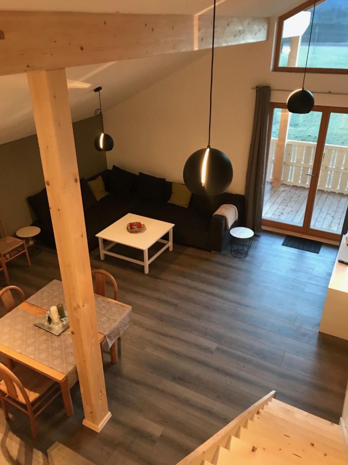 Apartment with Mountain View - Photo 1