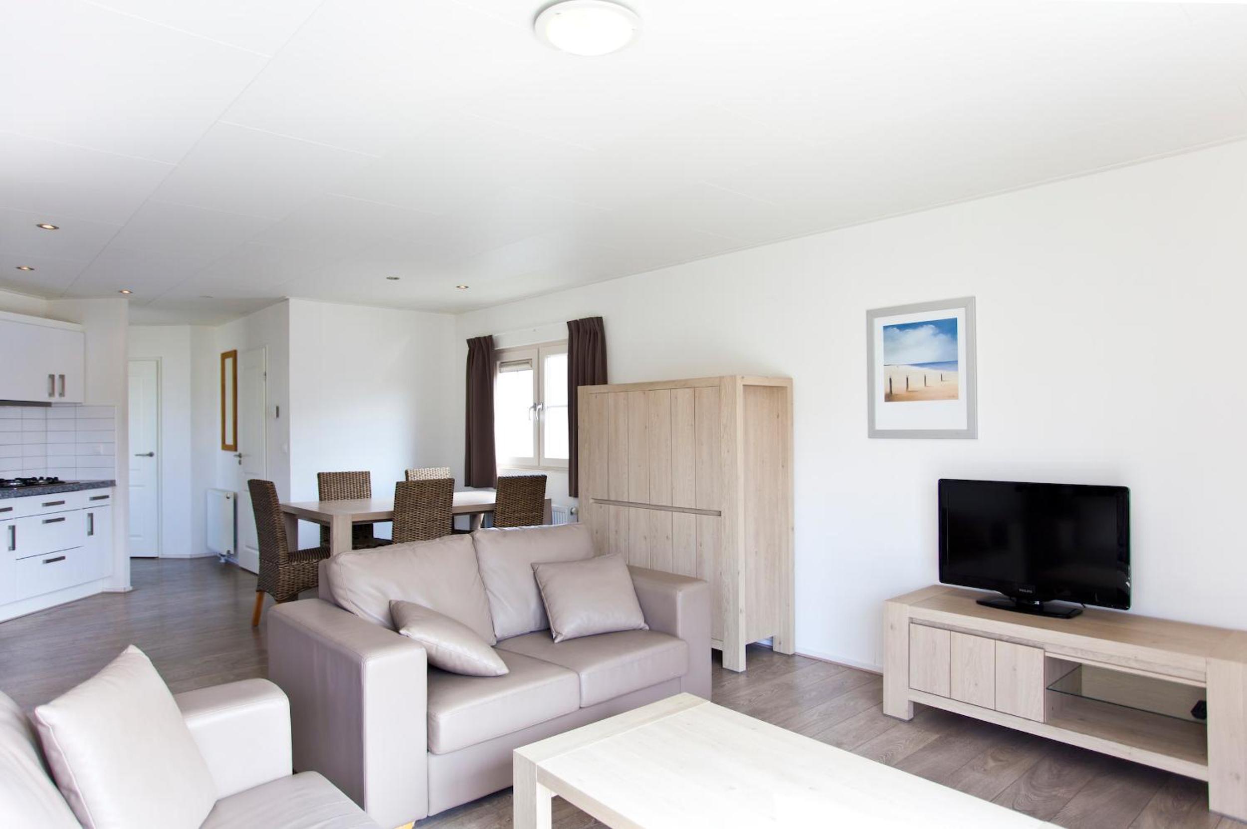 Chalet met 2 slaapkamers -Unique Luxe 4 photo 1
