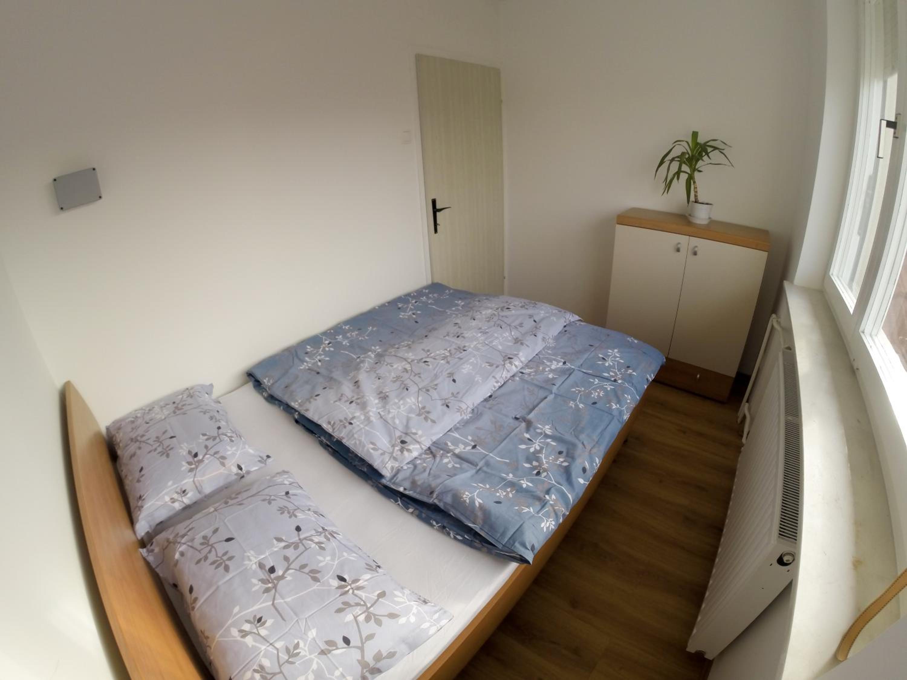 Apartment with Balcony - First Floor - Photo 9