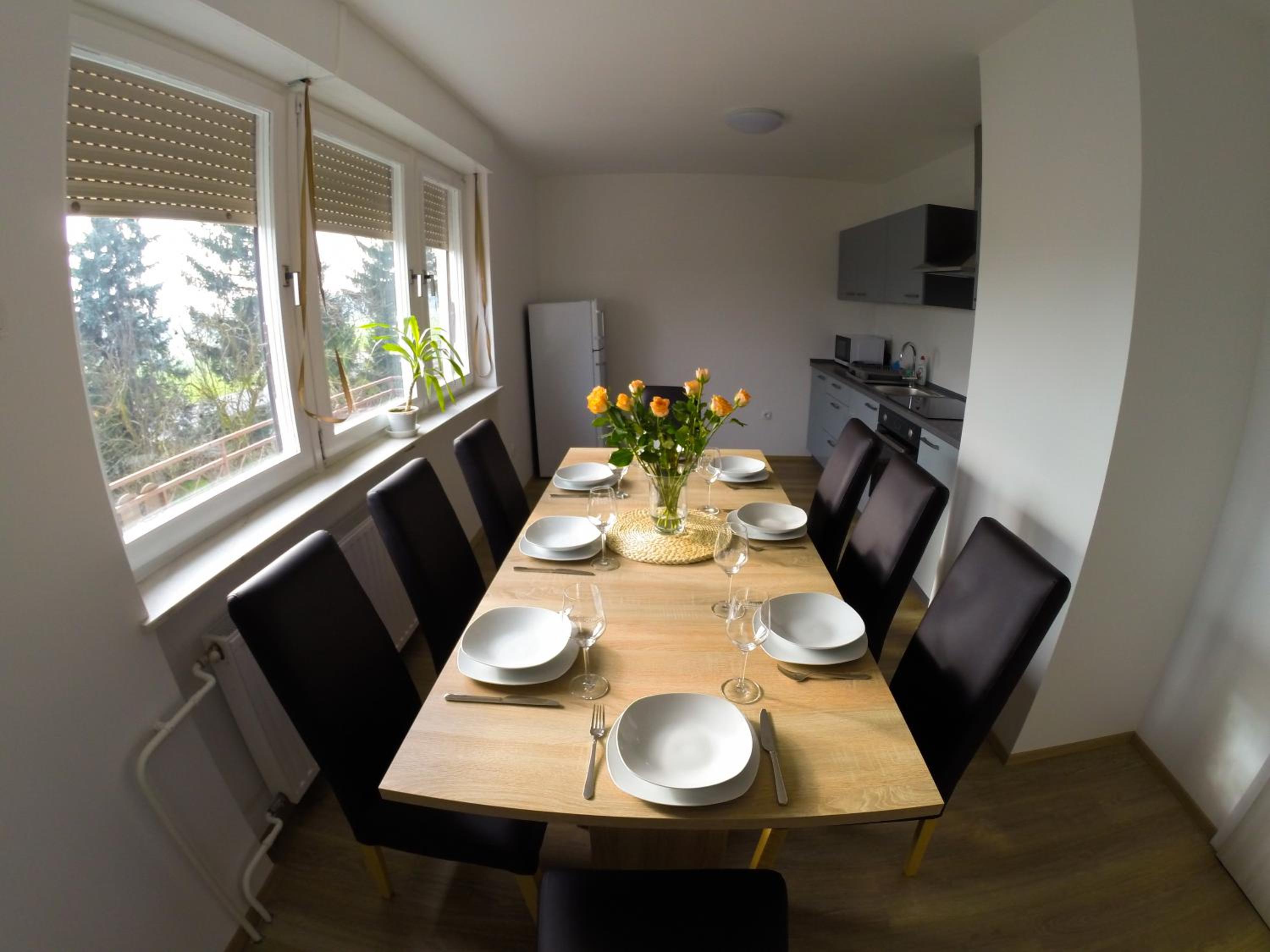 Apartment with Balcony - First Floor - Photo 8