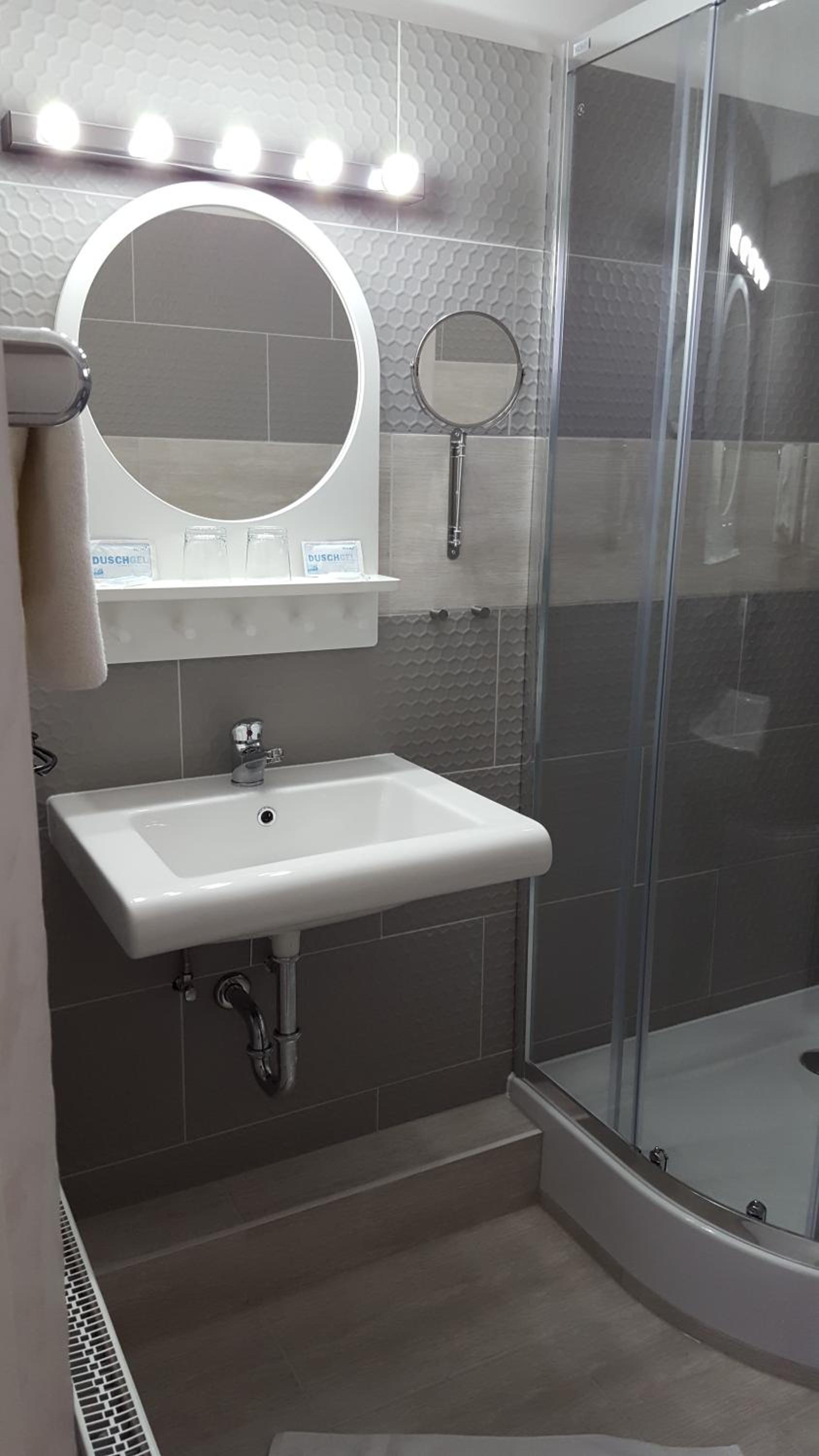 Double Room - Photo 34