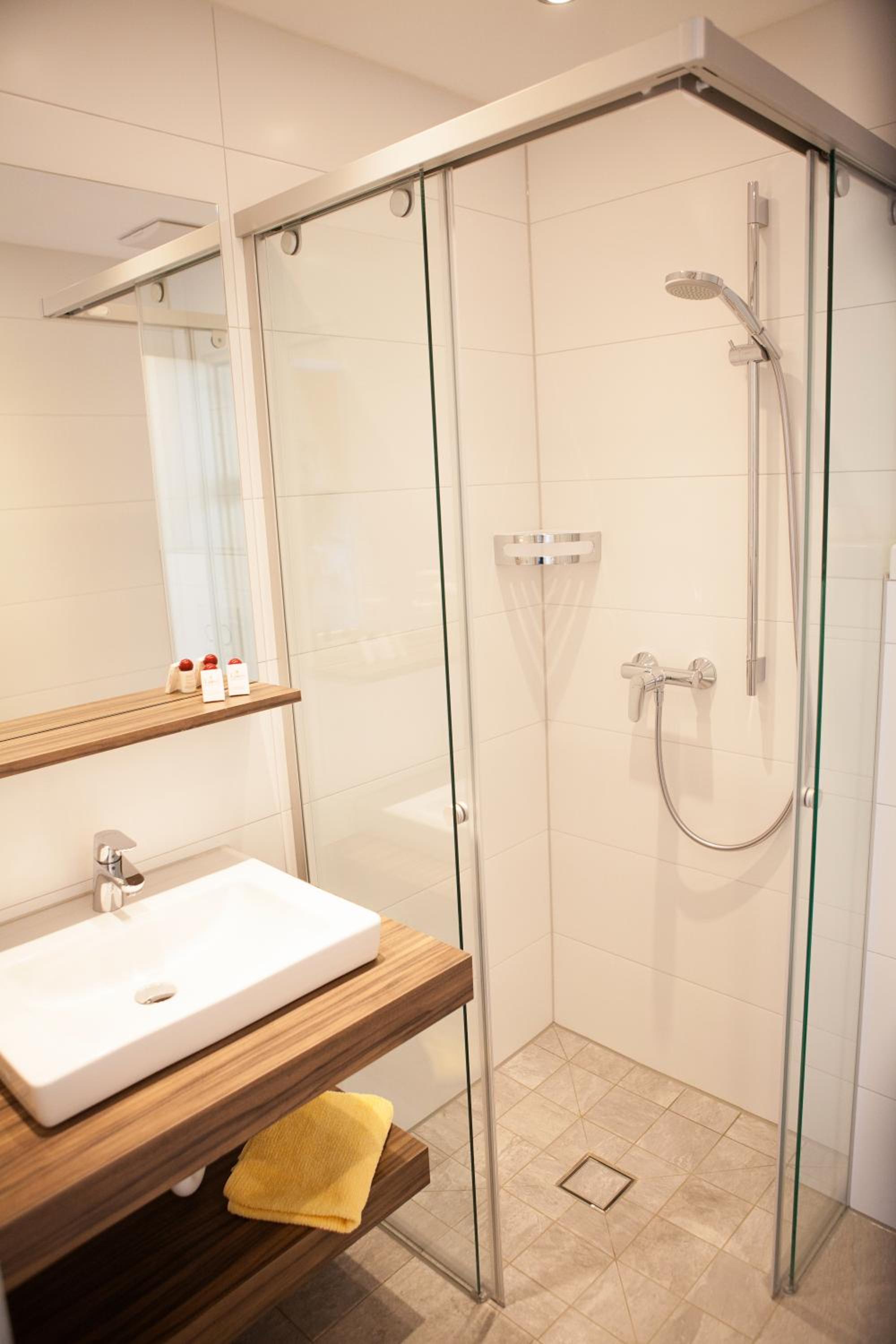 Single Room with Balcony photo 3