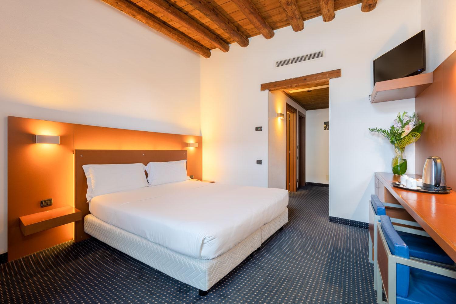 Available room