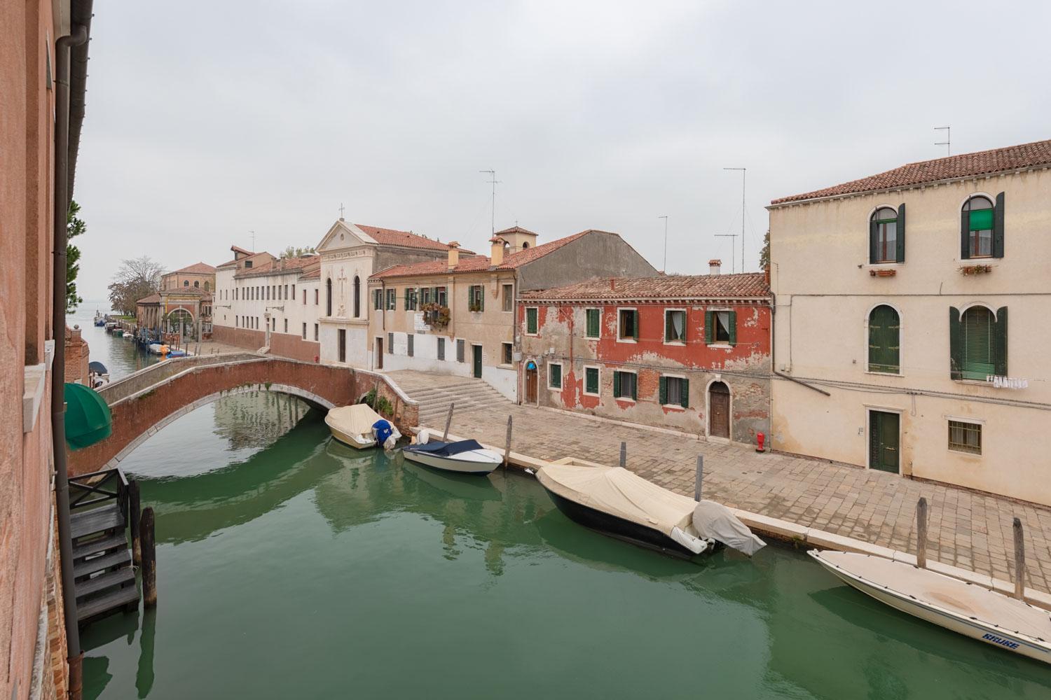 Suite with Canal View