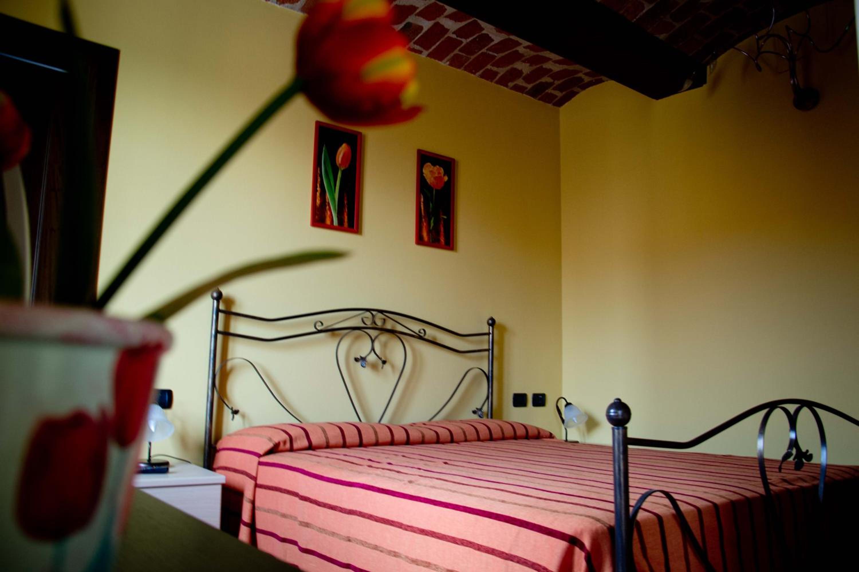 Double Room with Private Bathroom photo 3