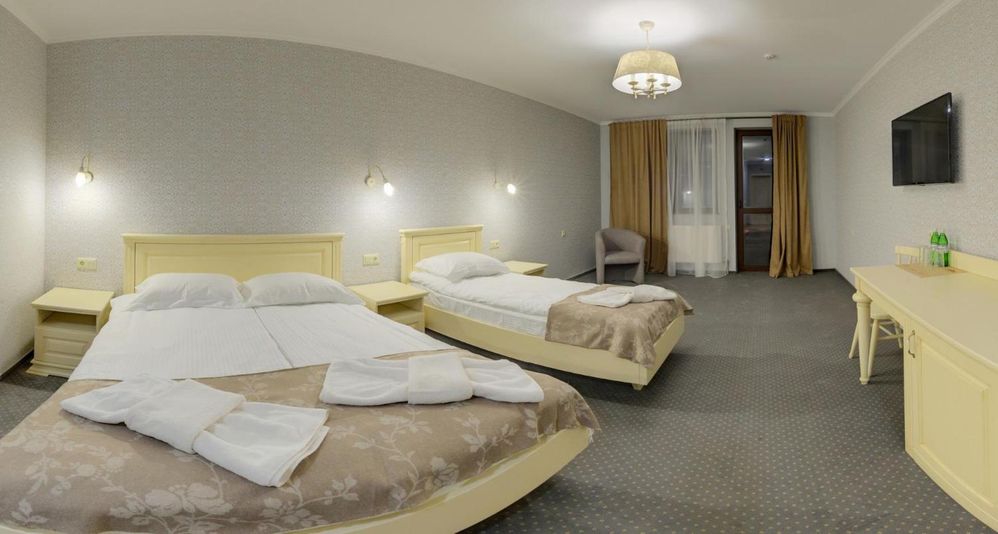 Superior Triple Room with SPA access photo 3