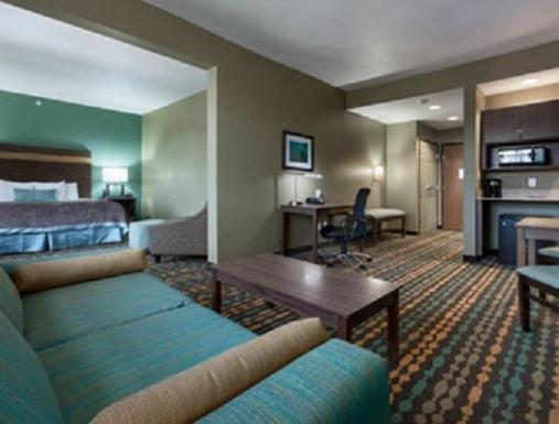 Deluxe King Studio Suite - Non-Smoking - Photo 3