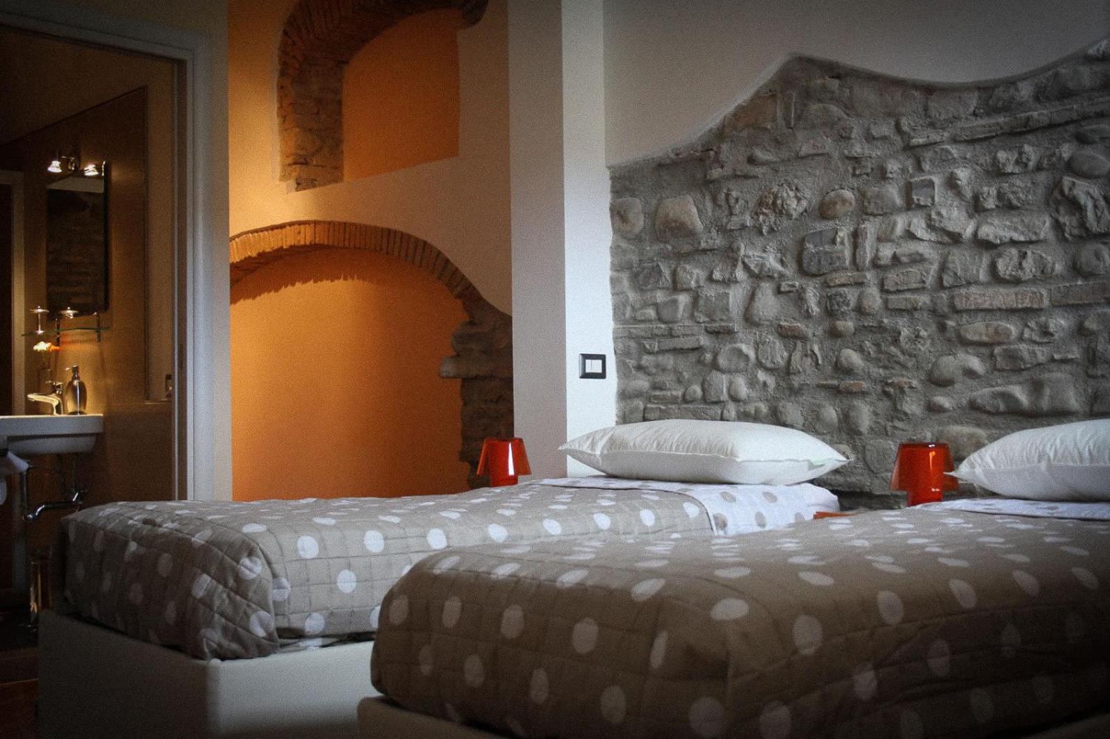 Double or Twin Room photo 2