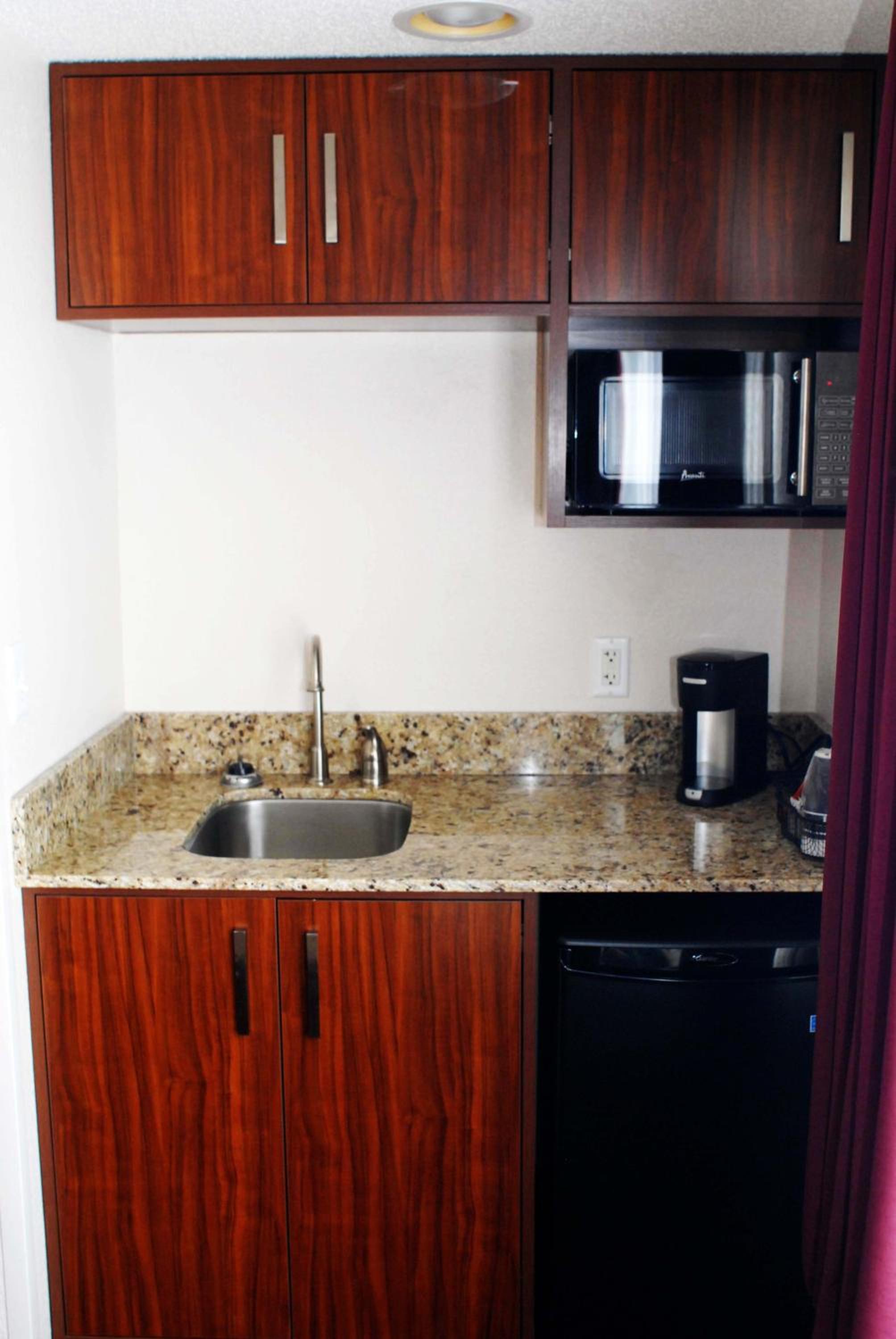 King Room with Spa Bath - Photo 4