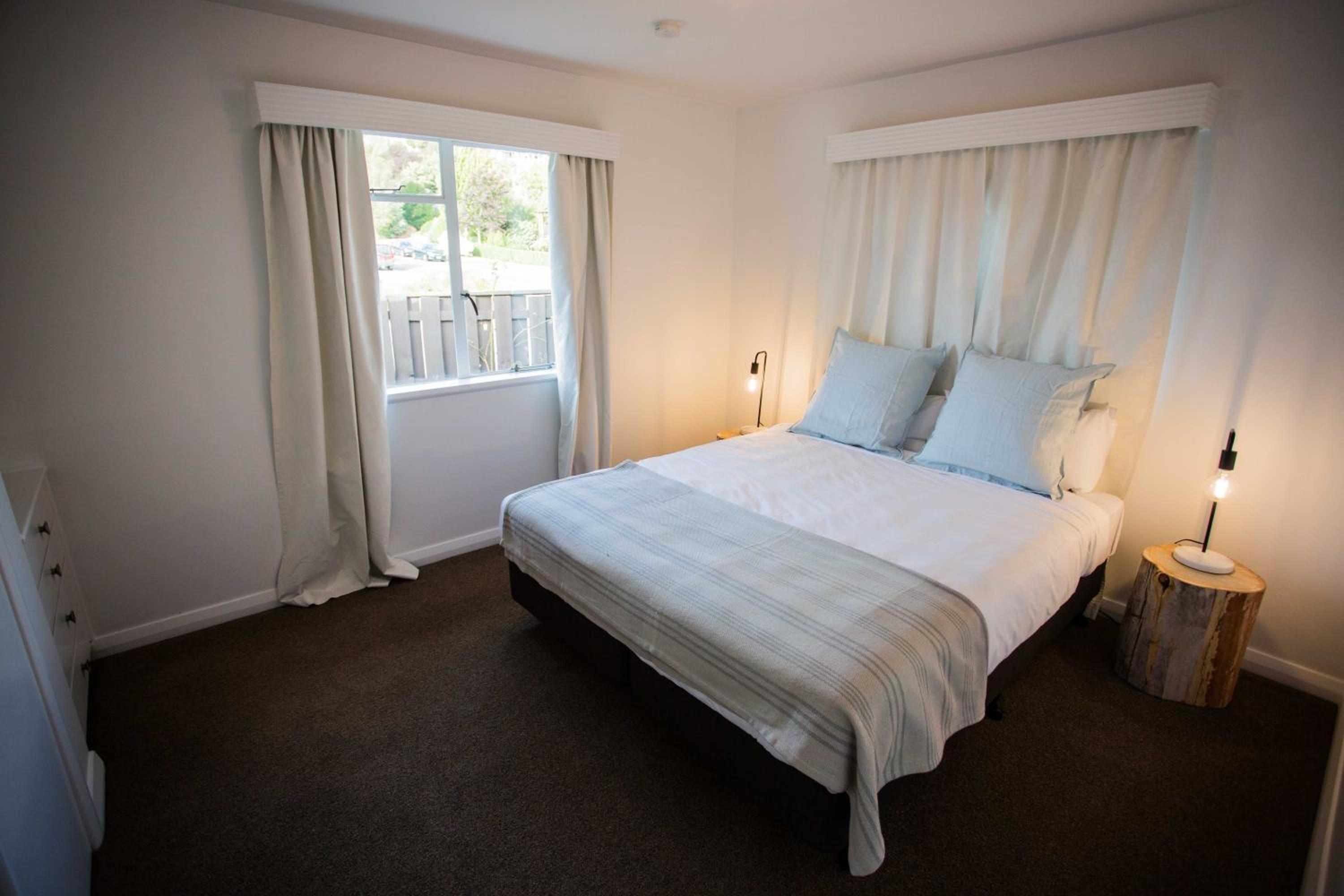 Four-Bedroom House - Photo 22