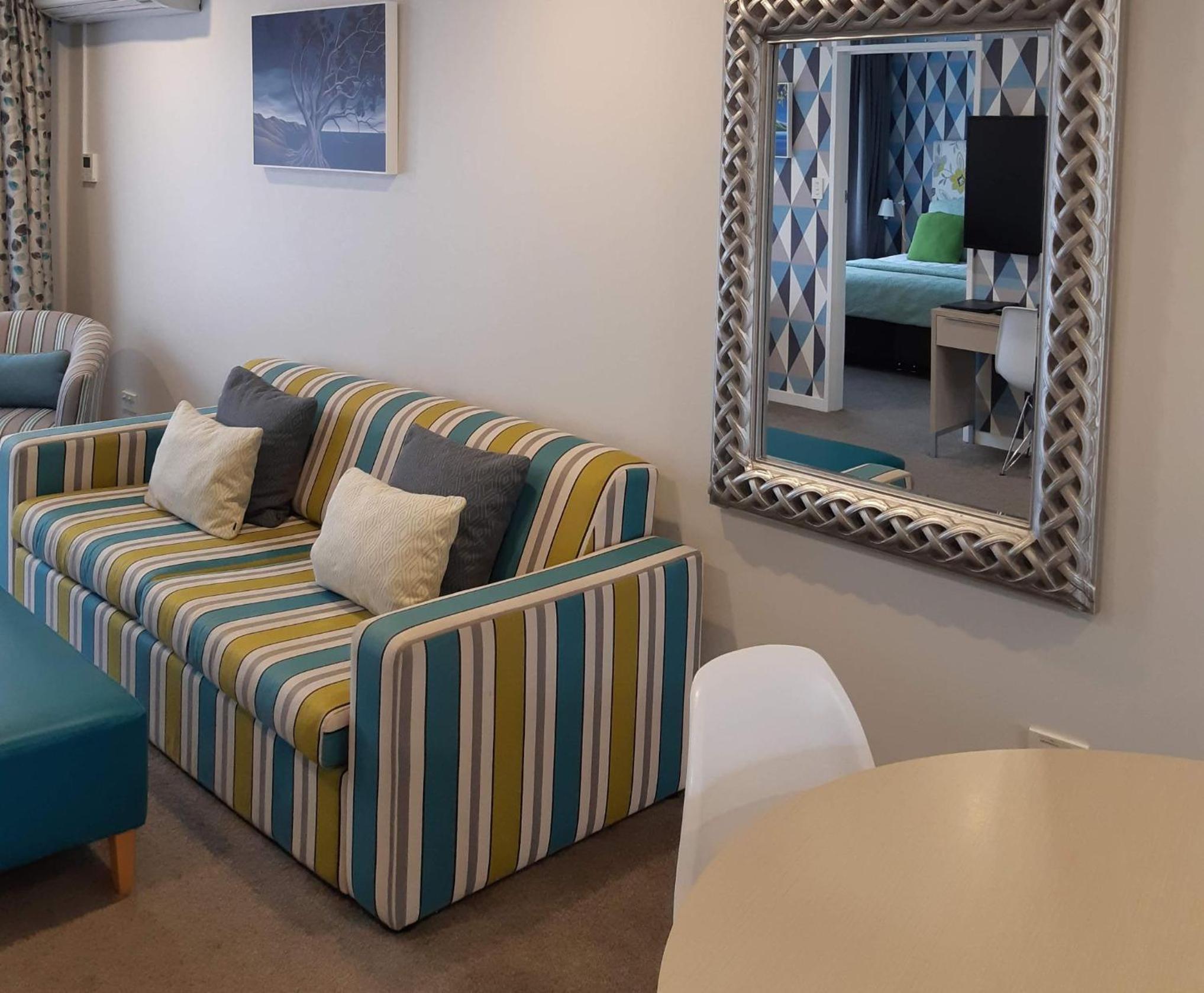 Premium Two Bedroom photo 3