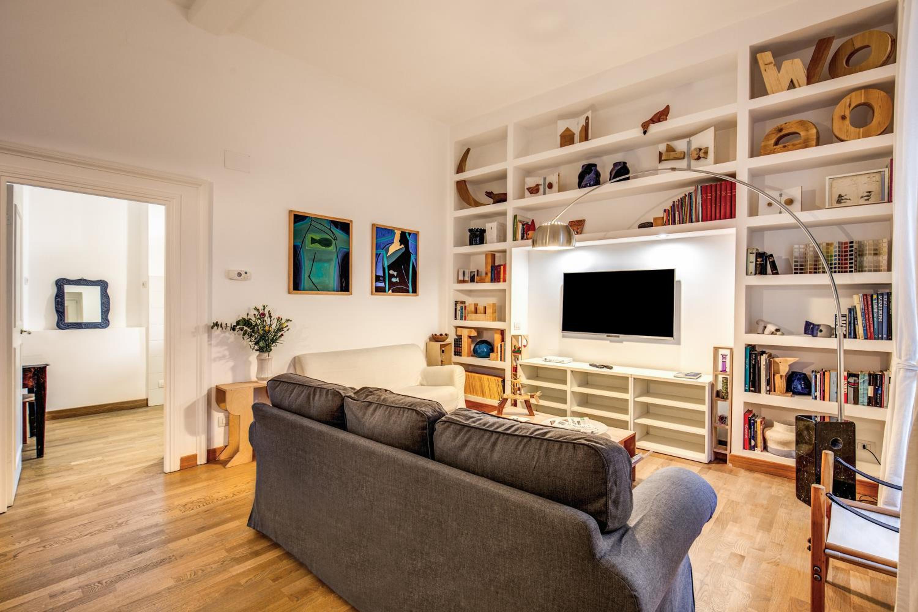 Deluxe Apartment photo 3